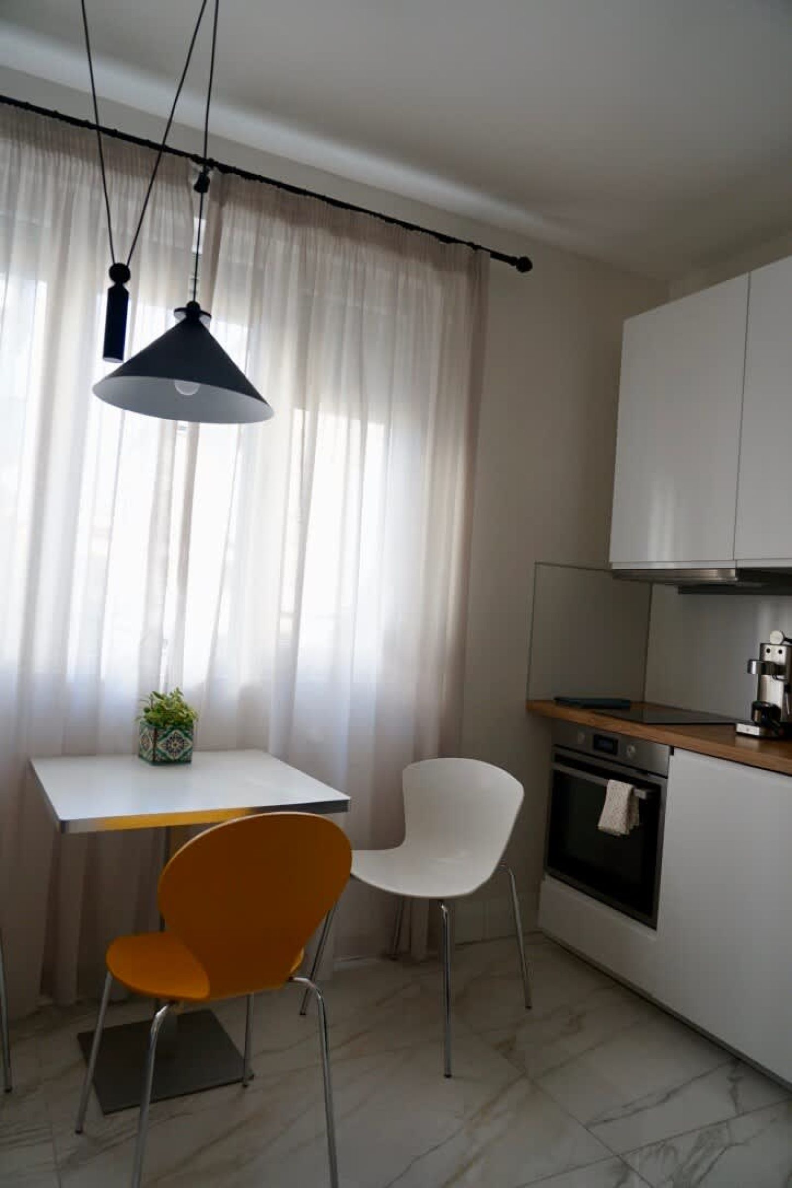 A French affair. With parking, style and elegance. - Photo 70