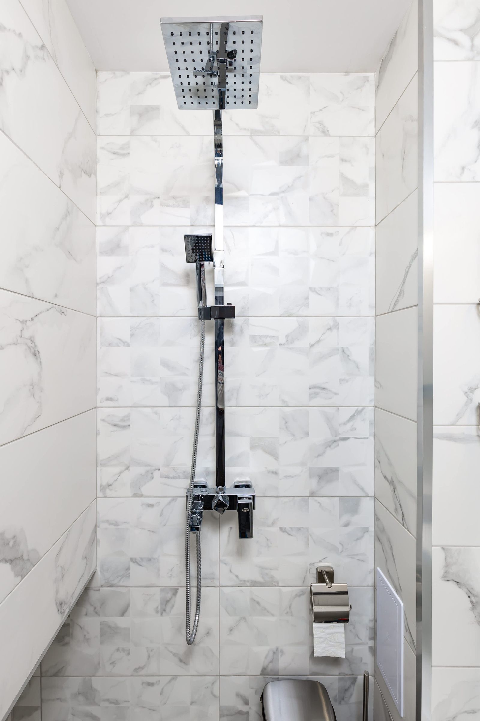 Top-Floor Flat with Balcony - Photo 20