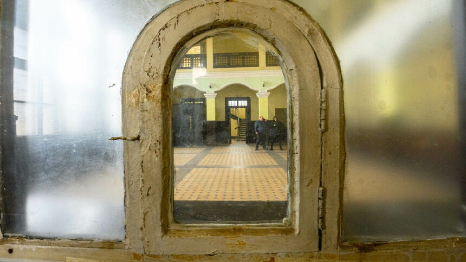 Period train station from the turn of the 20th Century_Ciosque