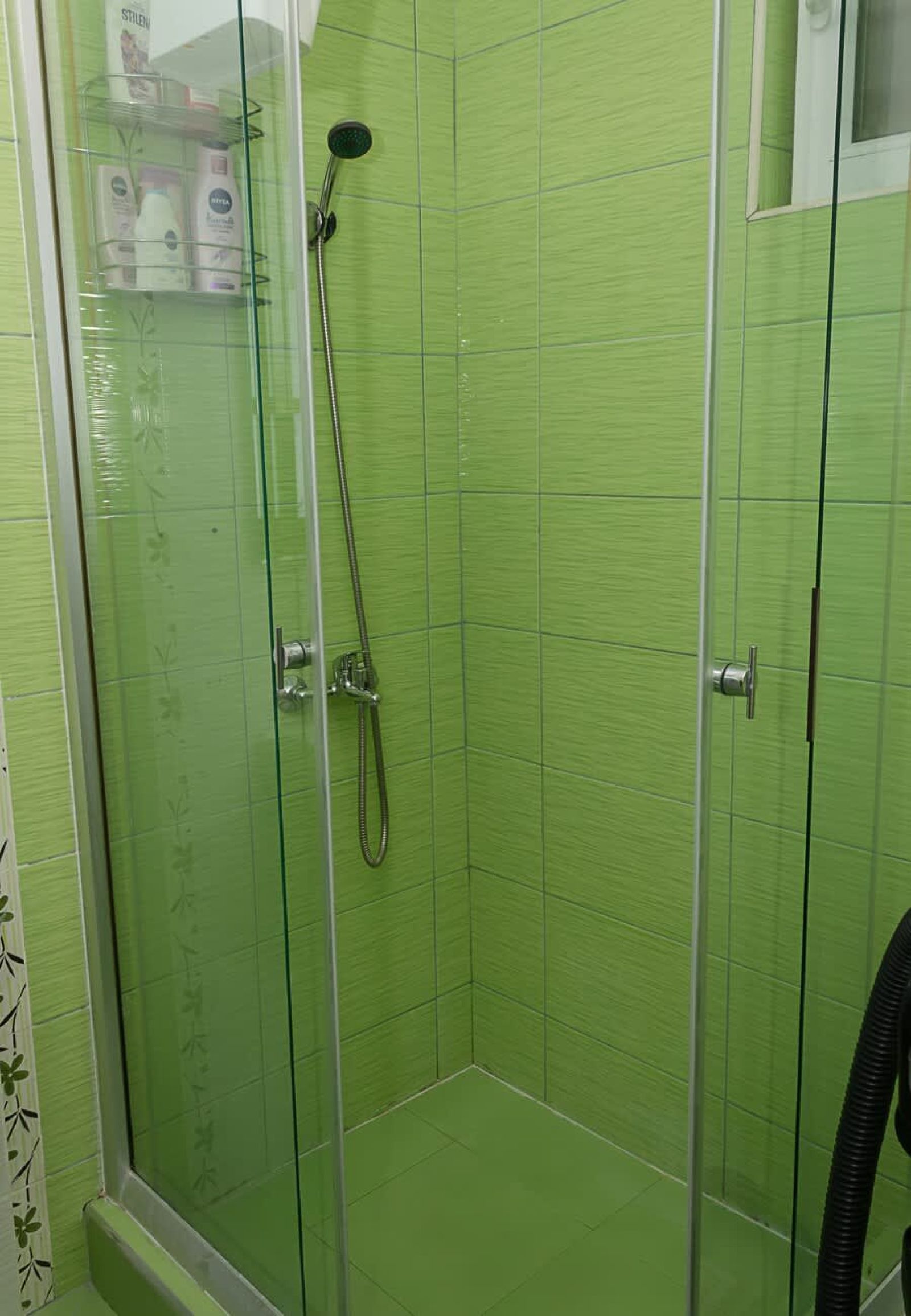 Beachside Haven: Charming 2BD near Golden Sands - Photo 13