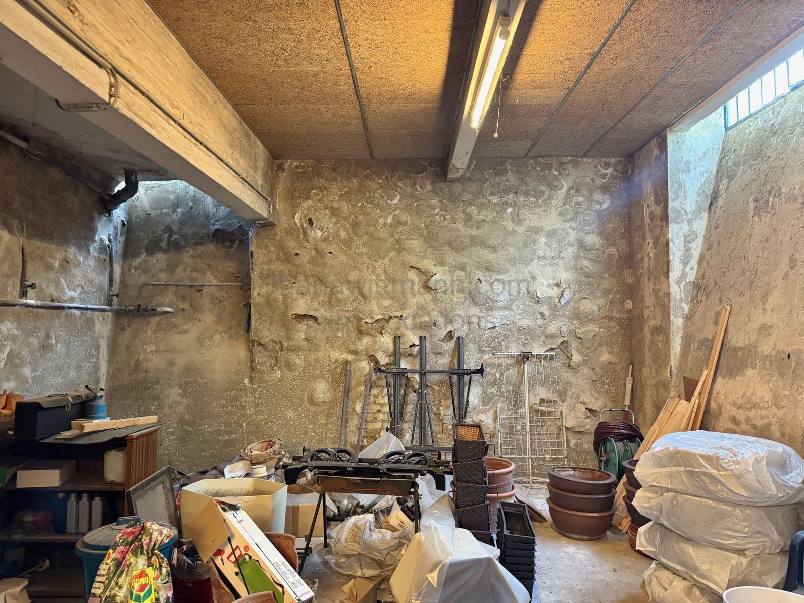 Location 490 - Photo 19