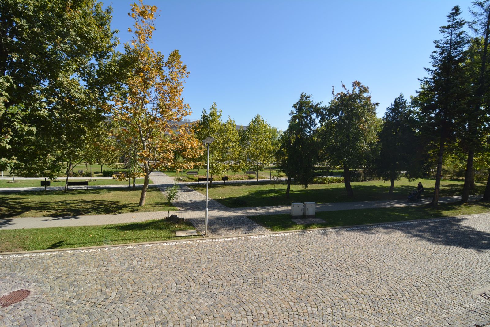 Big recognizable modern building with a bridge view of Sofia - Photo 21