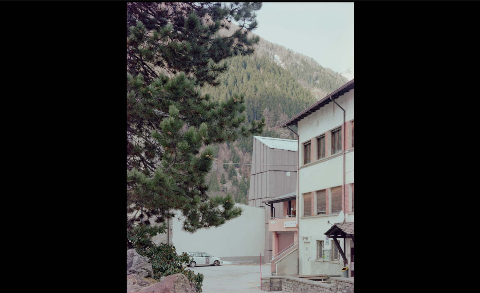 Spluga Climbing Gymnasium - Photo 6