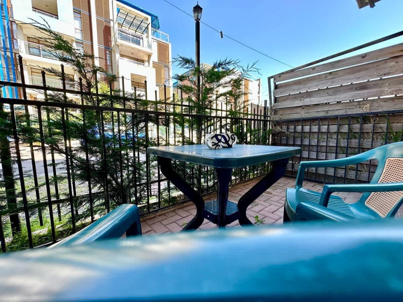 Cozy Studio  Sunny View Central - Photo 22