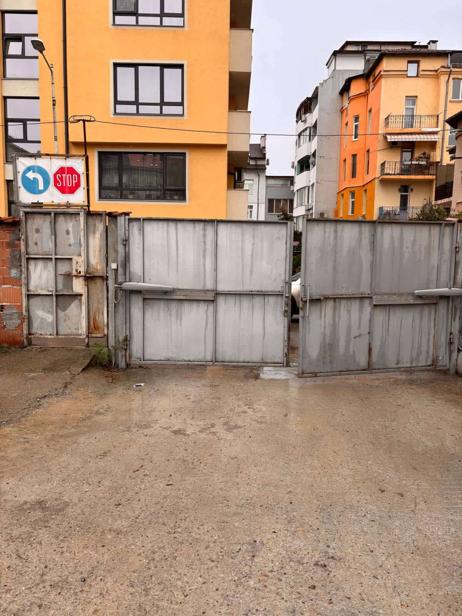 A French affair. With parking, style and elegance. - Photo 127