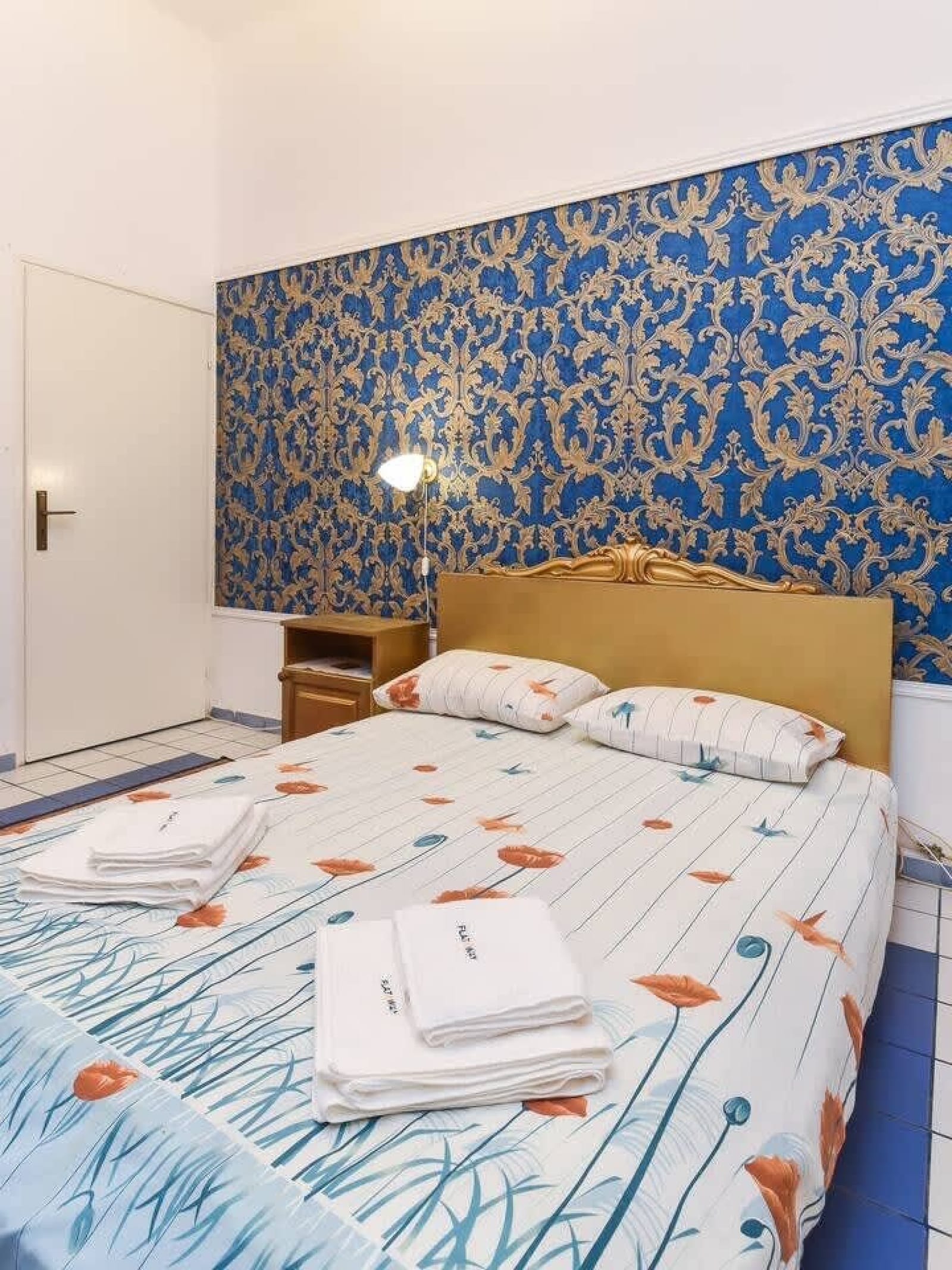 Historical Lion's Bridge 1-Bedroom Apartment - Photo 8