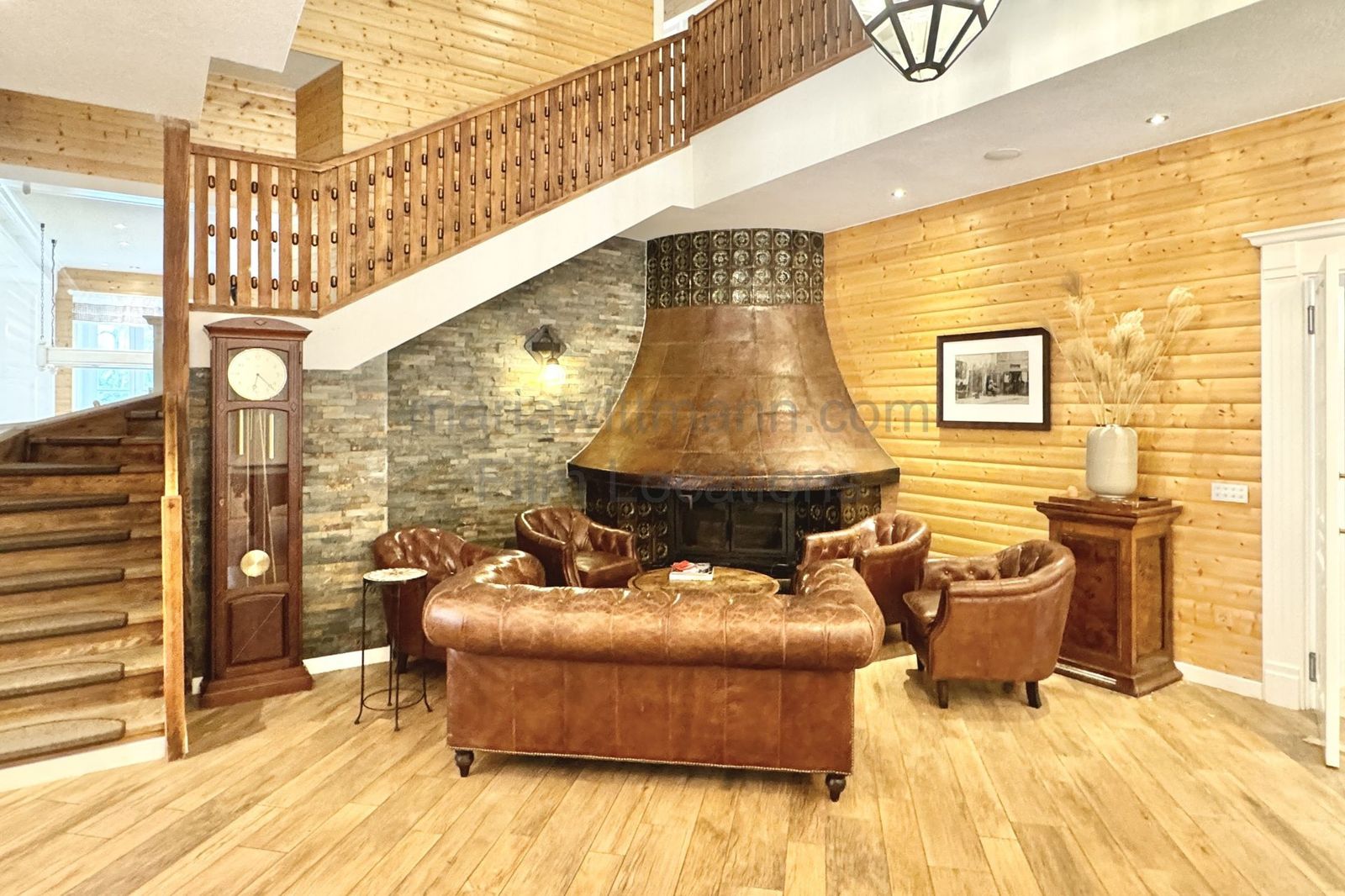 Location 265 - Photo 20