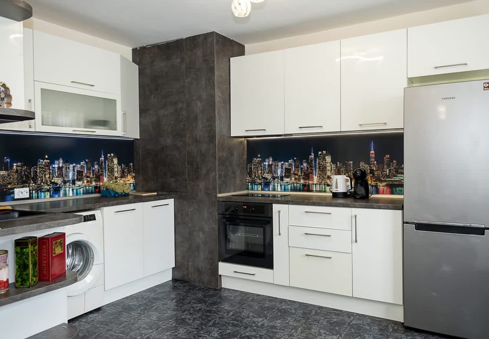 2-Bedroom Apartment in Prime Varna Location - Photo 9