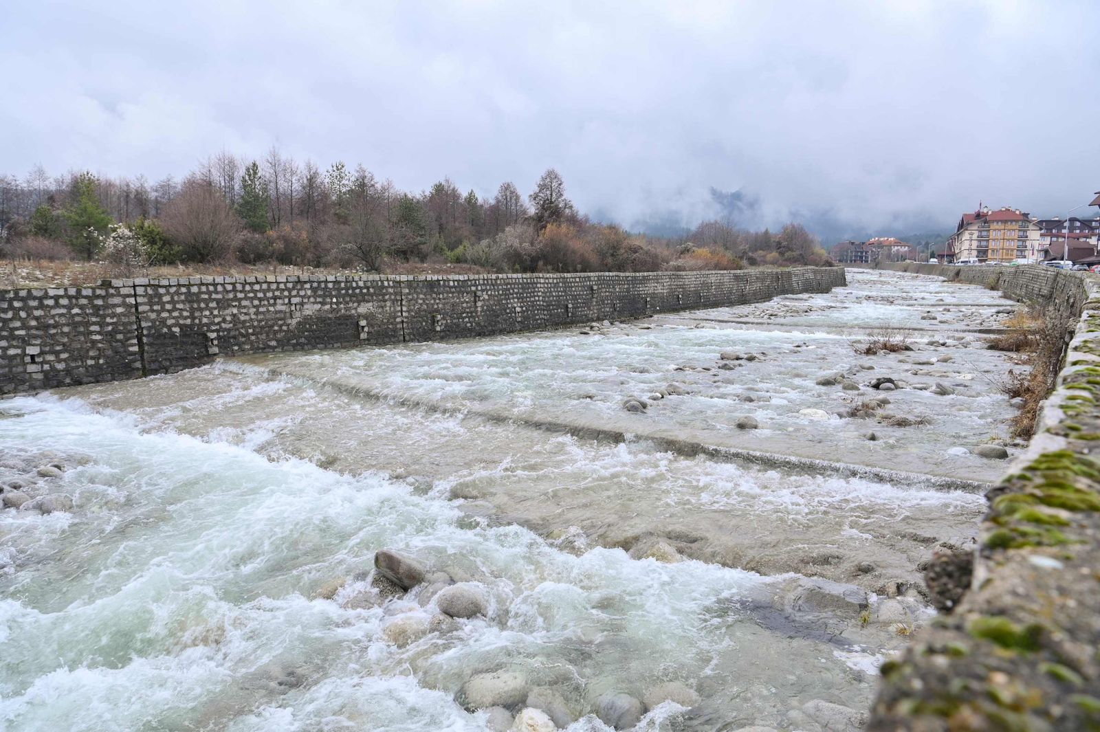 Riverside 1BR in Downtown, Near Ski Lift - Photo 5