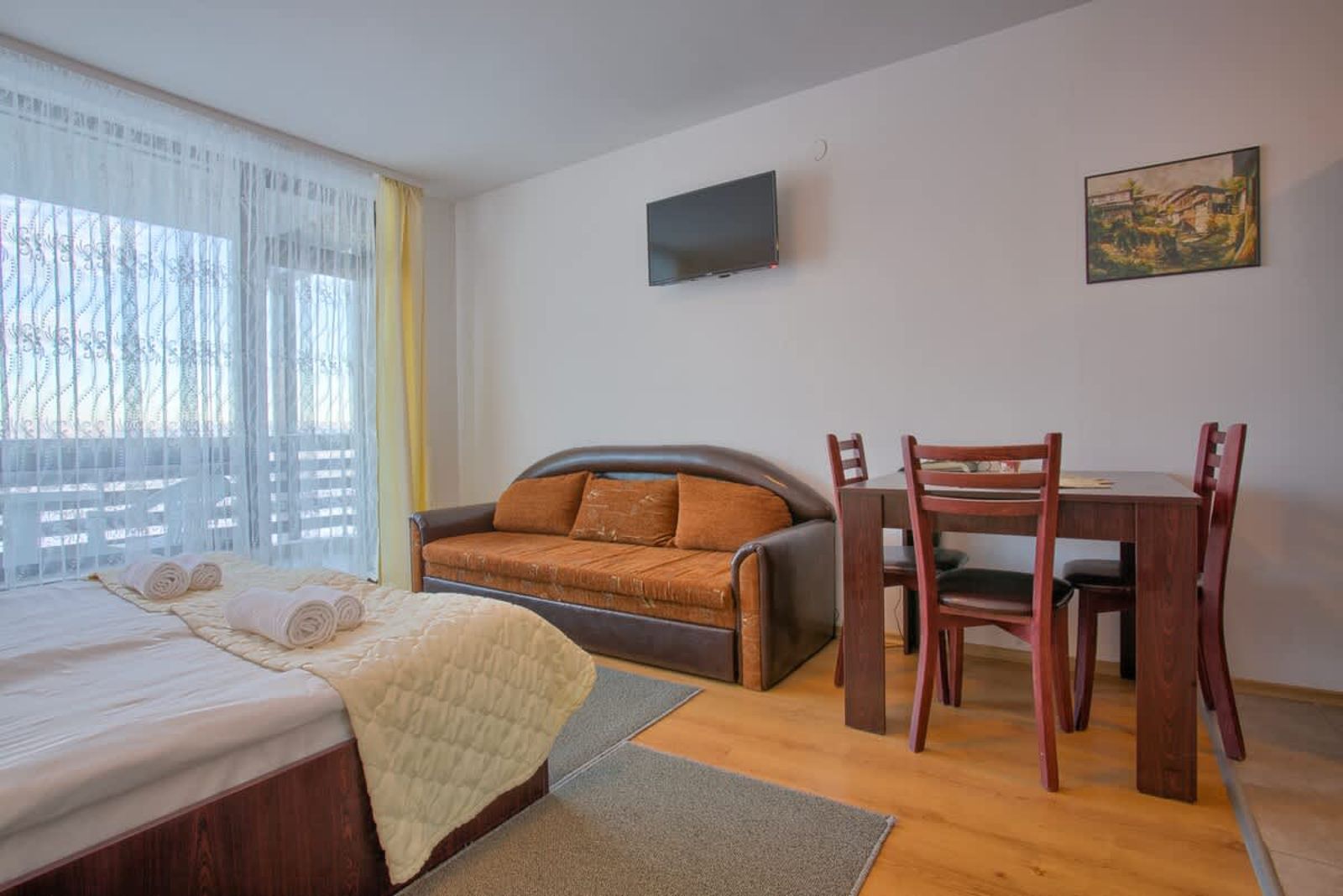 Bright Studio in a Spacious Complex in the Valley - Photo 6