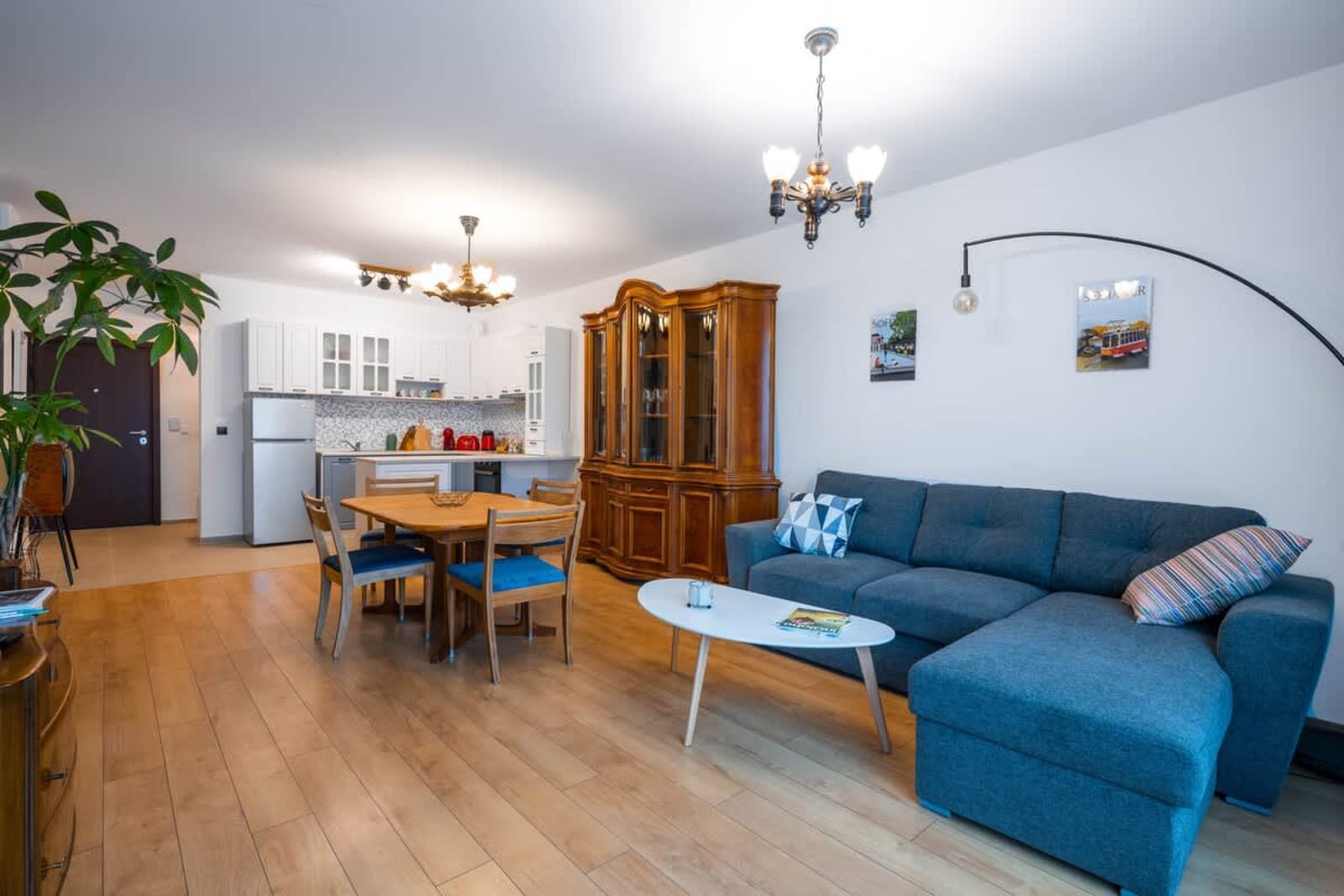 Alla Prima  1BD Flat in Sofia Centre + Desk - Photo 7