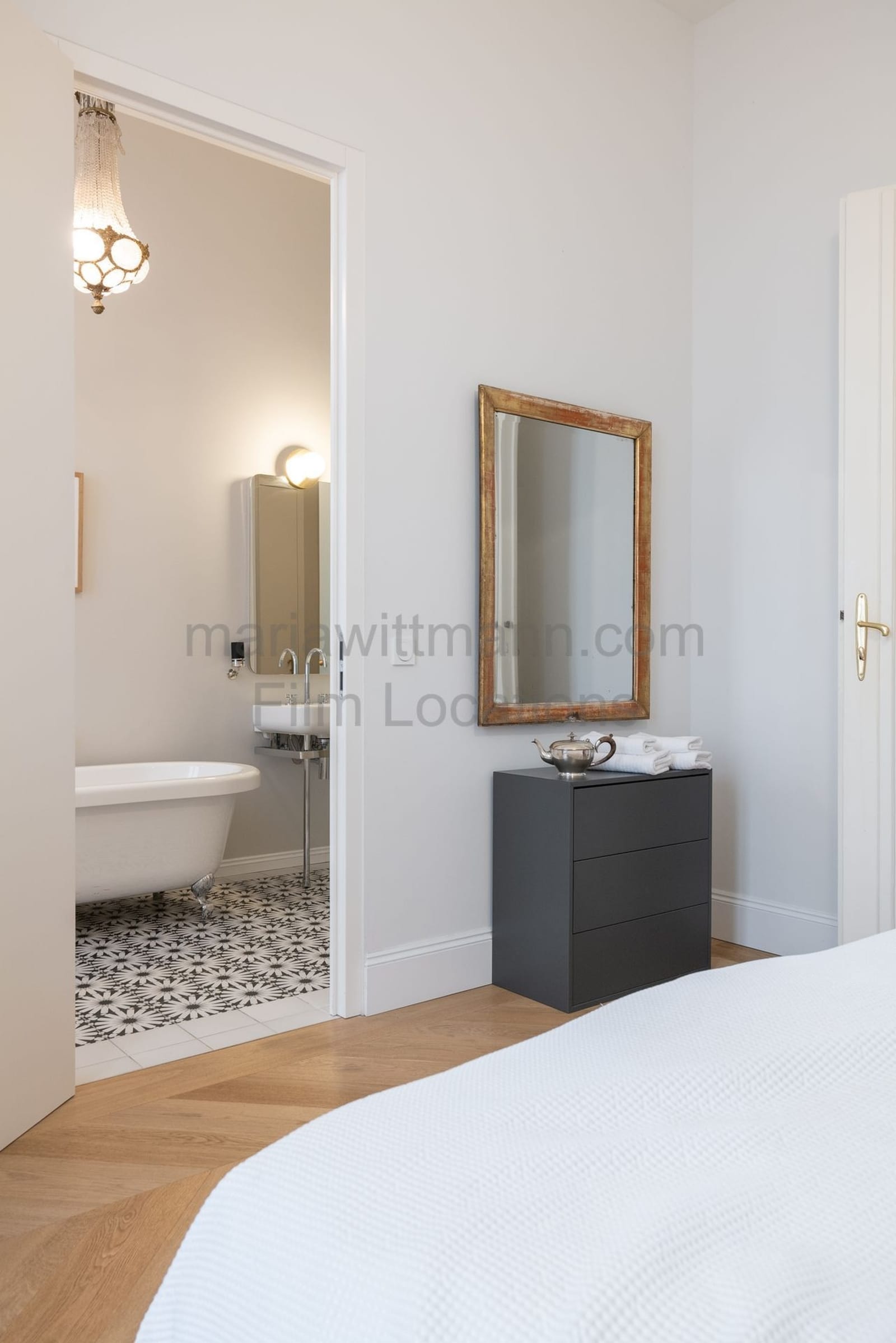 Location 102 - Photo 23