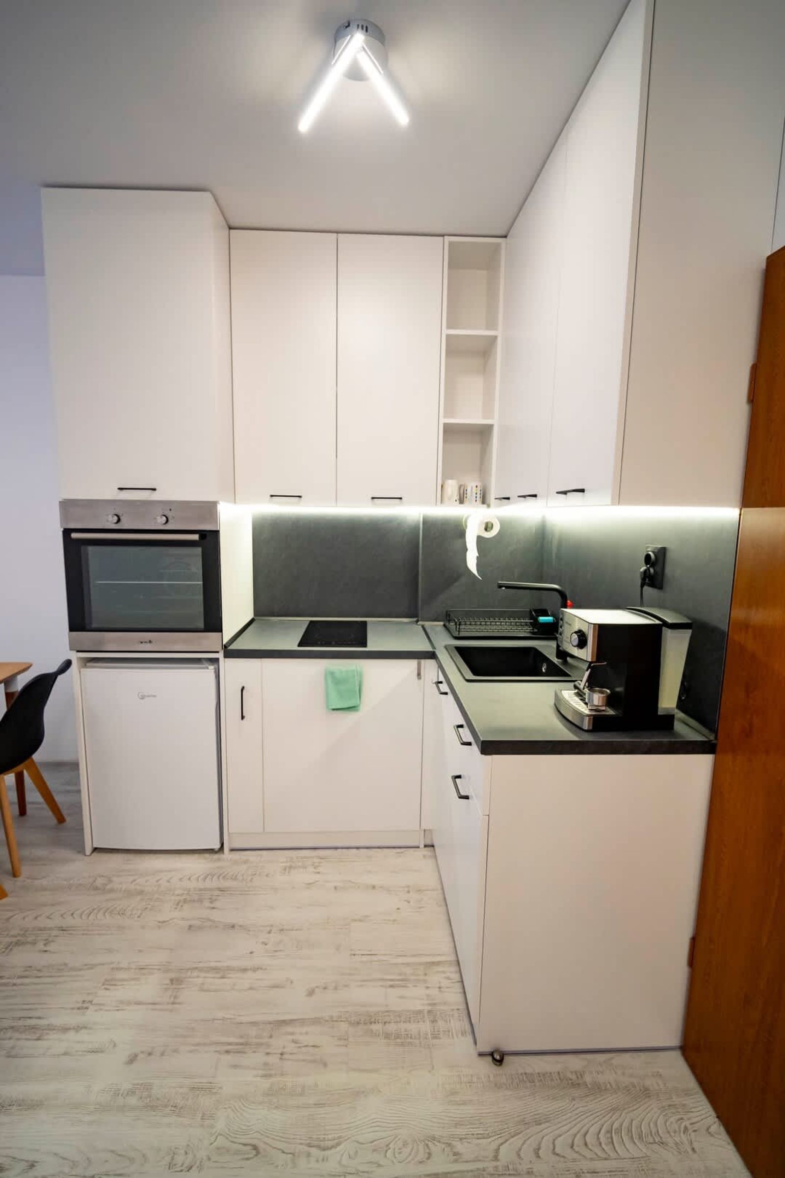 Harmani Haven 1BD Apart + Parking by Flat Manager - Photo 19