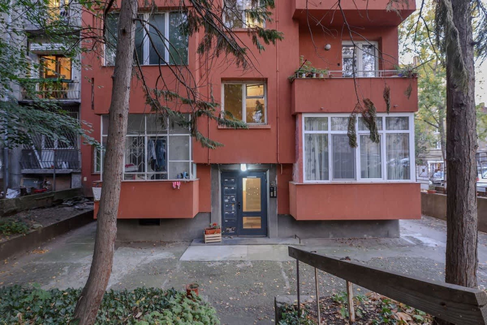 Welcoming One Bedroom on Vasil Levski Boulevard - Photo 23