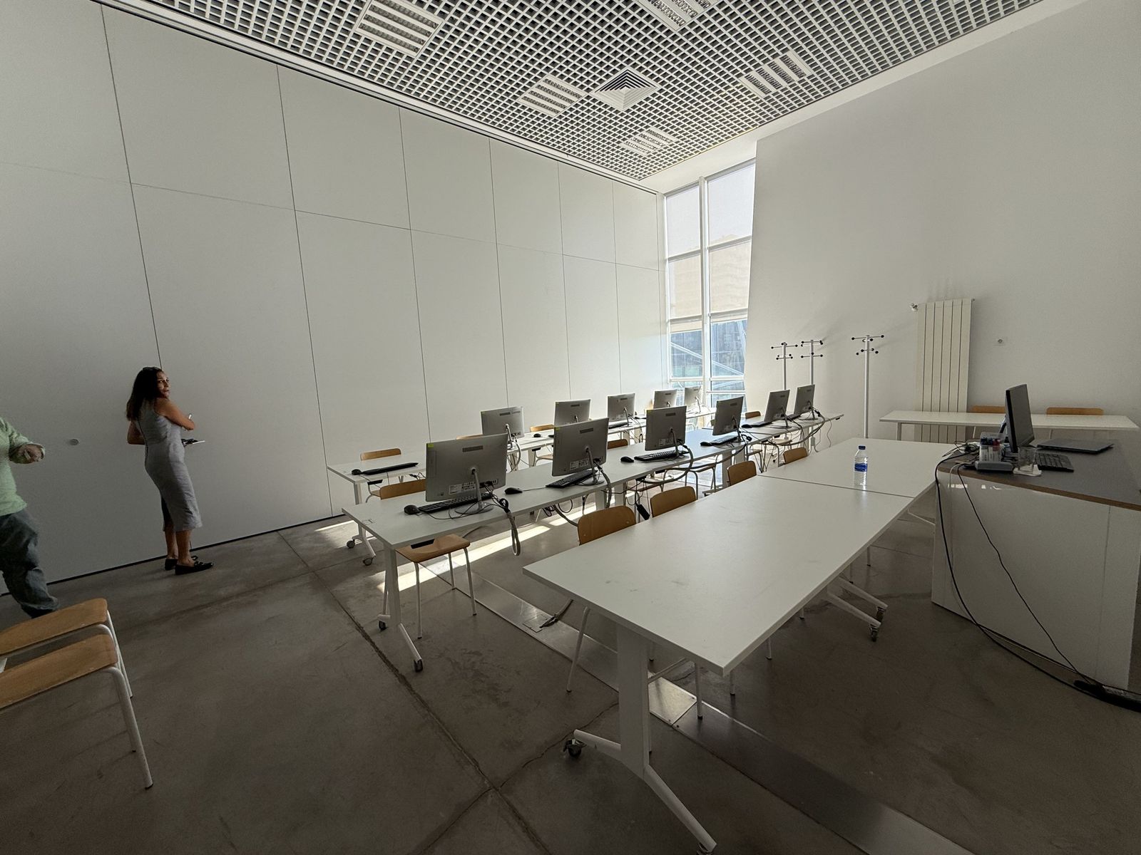 Exquisite conference room with amazing bridge view of Sofia - Photo 6