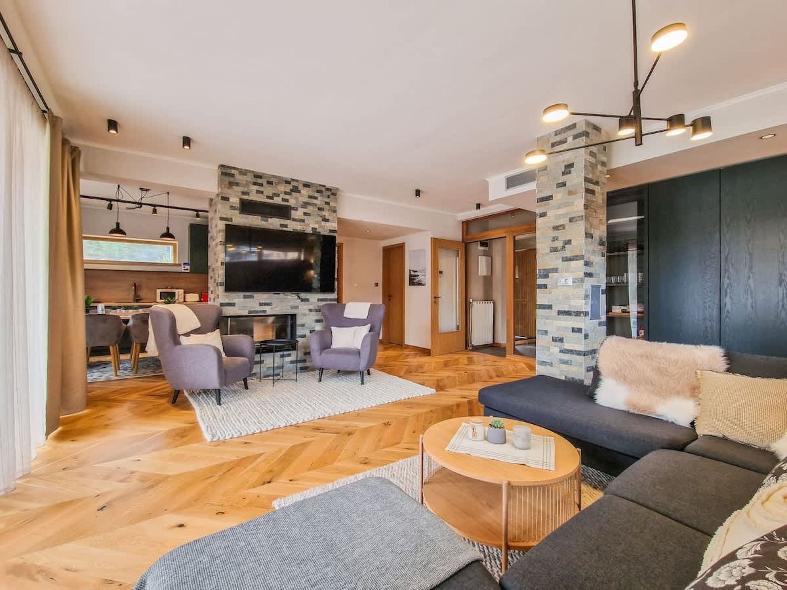 City Escape - 4 bedroom villa in Grand Therme - Cover Photo