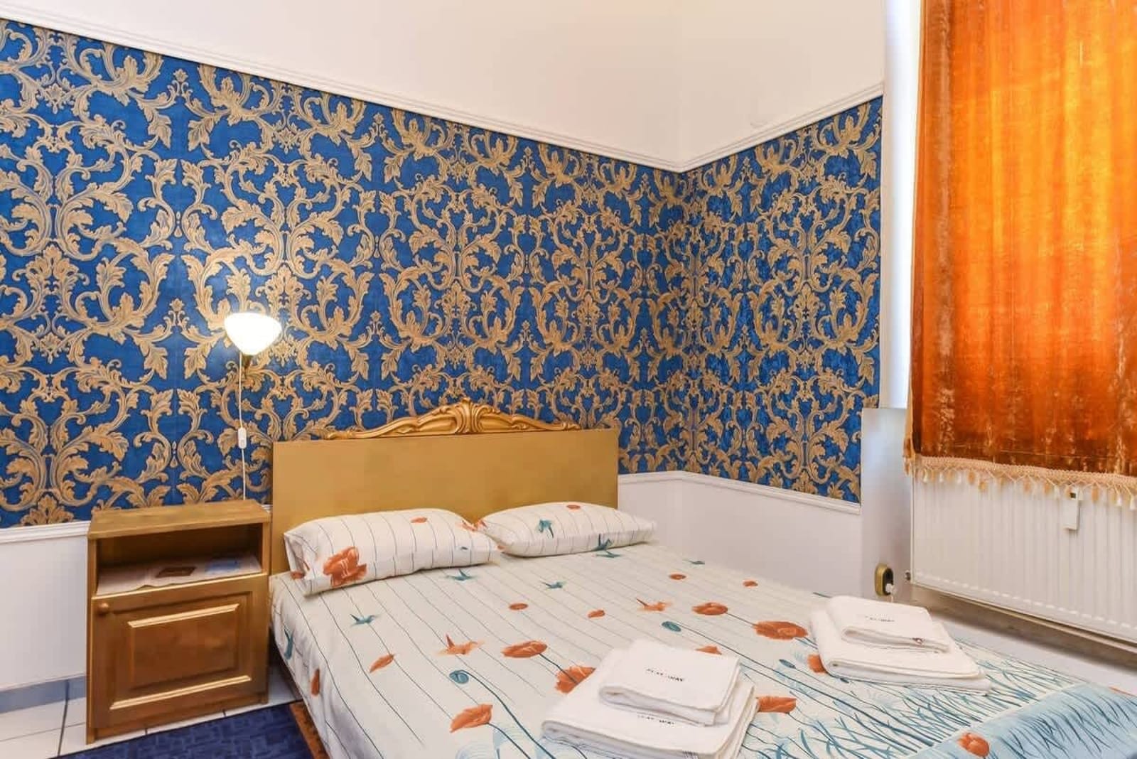 Historical Lion's Bridge 1-Bedroom Apartment - Photo 11