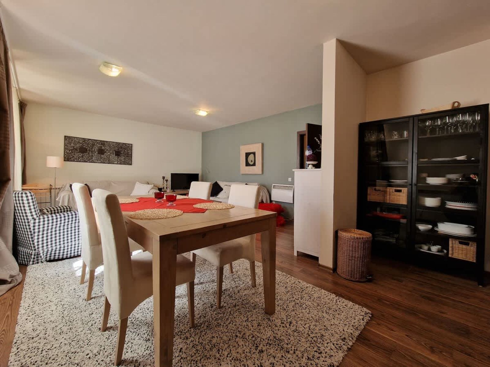 Bansko Royal Towers - 2BD Flat + Parking - Photo 17