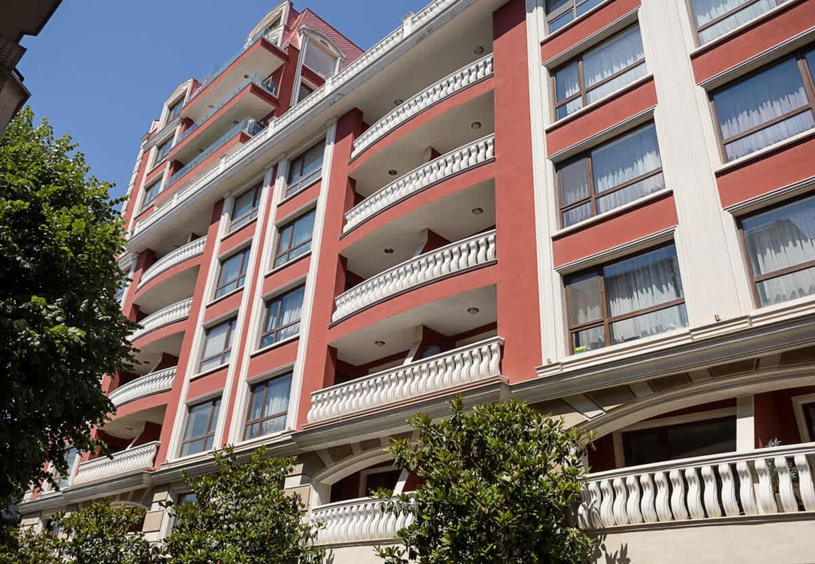 Elegant 1BR Apartment in the TOP Center of Varna - Photo 23