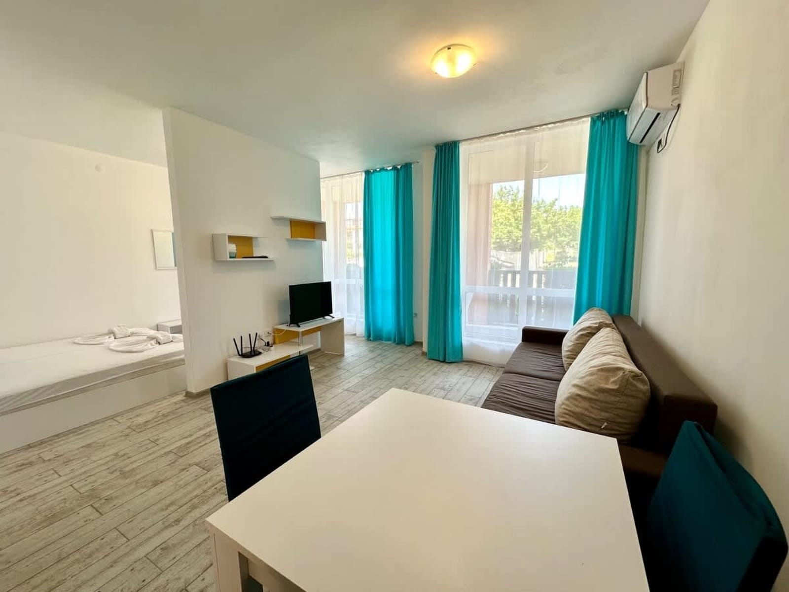 Cozy Chateu Aheloy 2  family studio - Photo 37