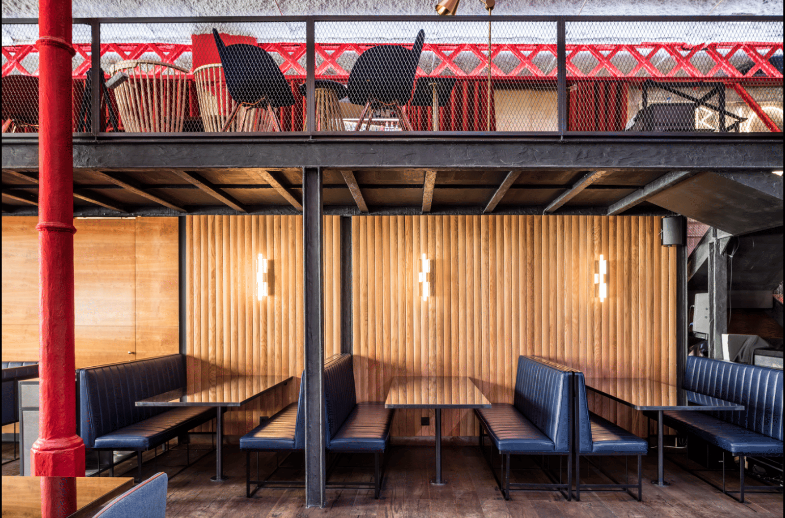 EL MAMA &amp; LA PAPA Bar Restaurant - Photo 12