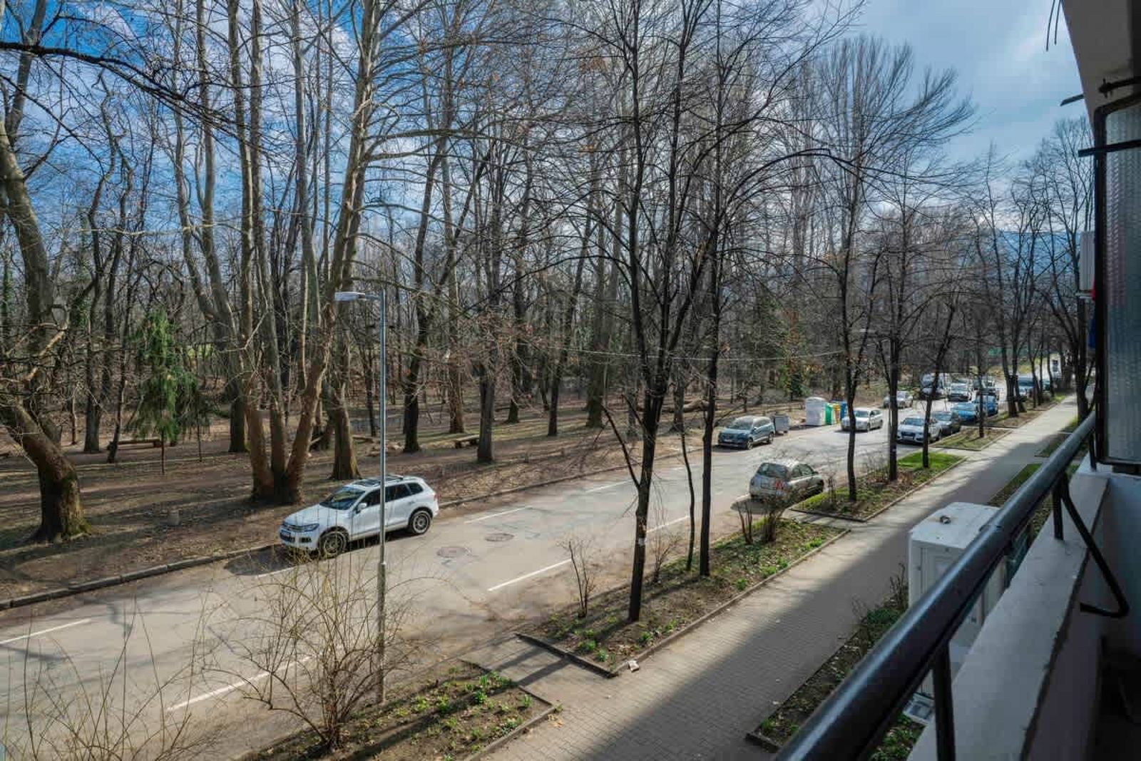 Lux Flat next to Park with working space - Photo 33