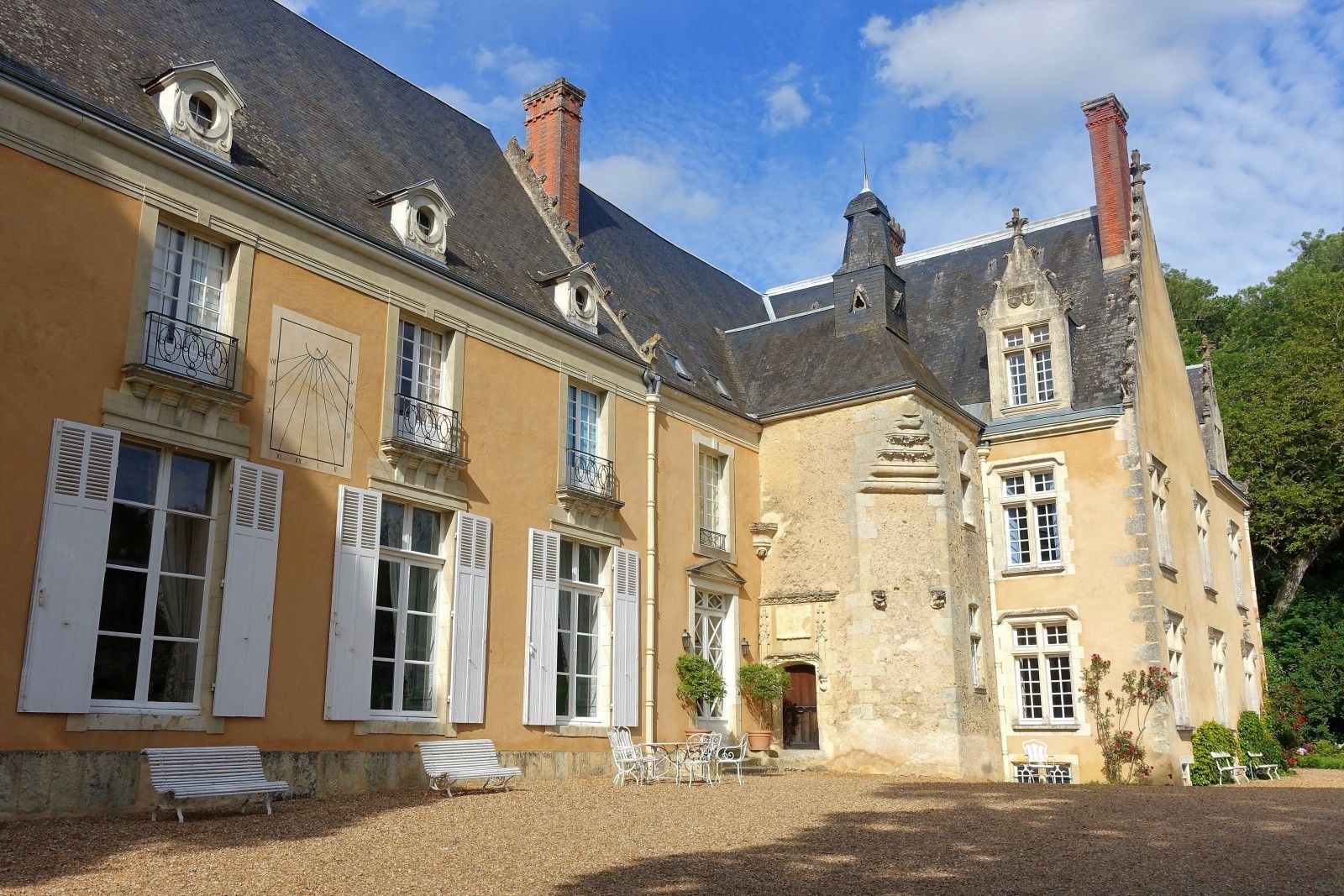 Authenticity and elegance in the Loire Valley, France - Photo 72