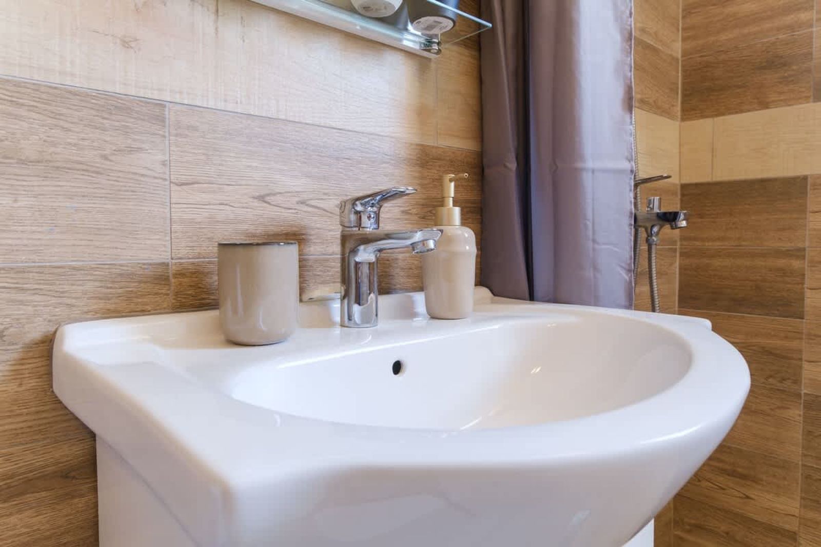 Serene Luxe Oasis Retreat on the Outskirts - Photo 19