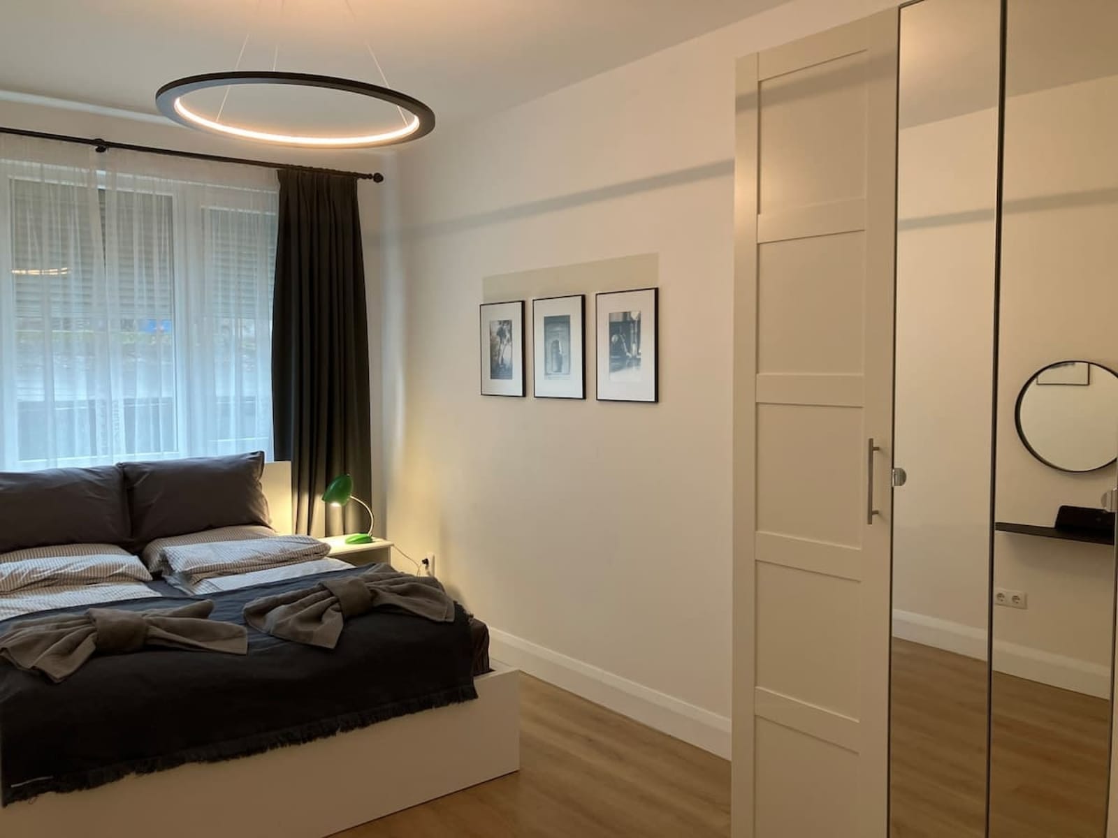 A French affair. With parking, style and elegance. - Photo 24