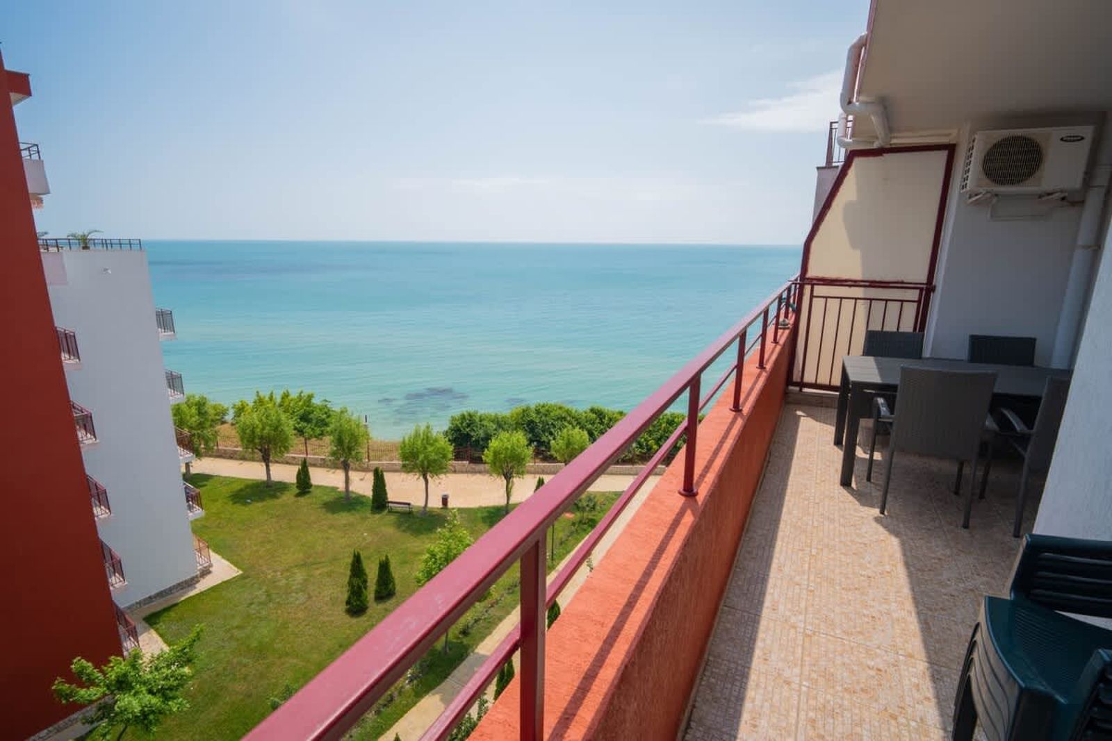 The Sea Balcony - 1BD Apartment by Flat Manager - Photo 2