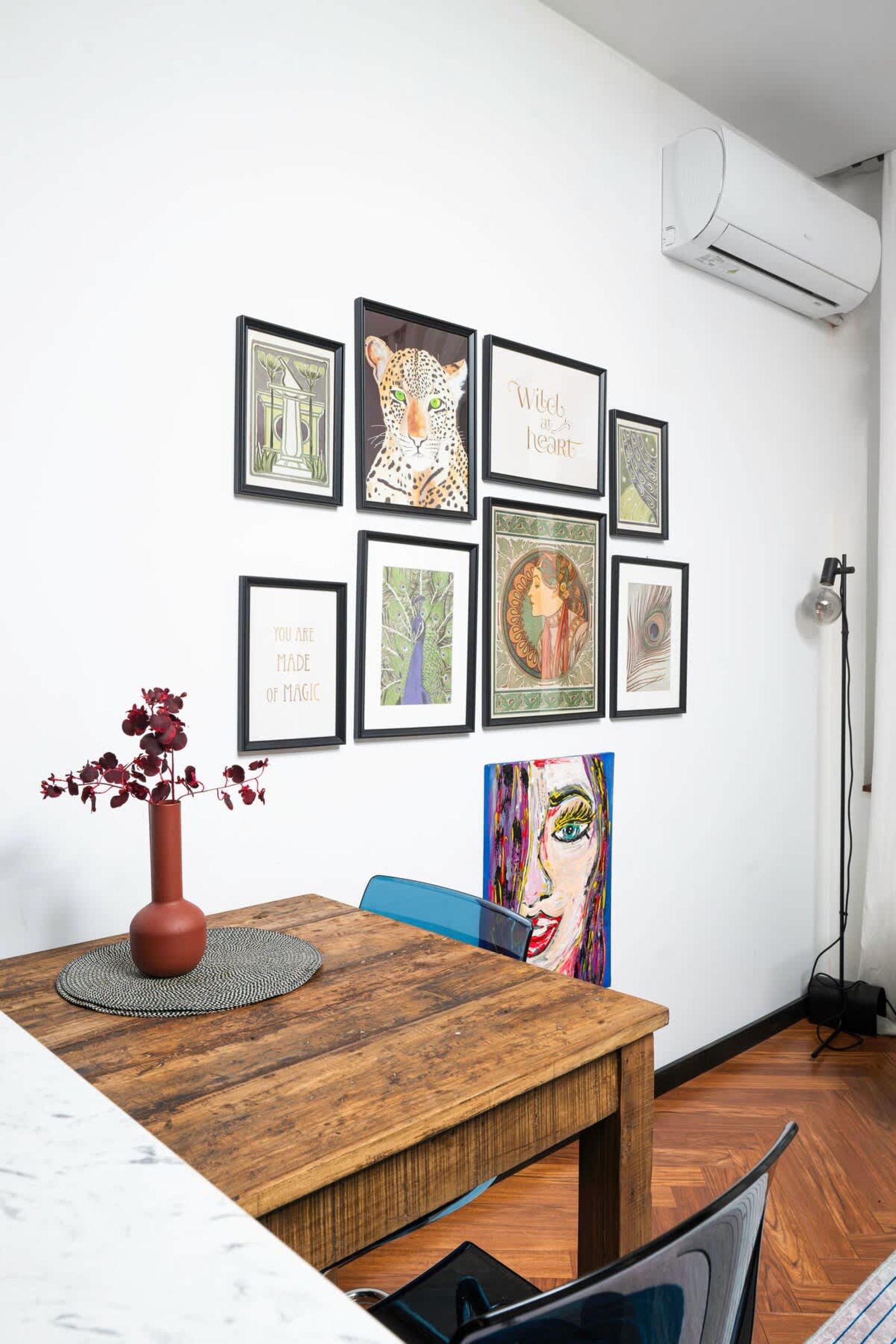 One Bedroom with Parking - Women's Market - Photo 8