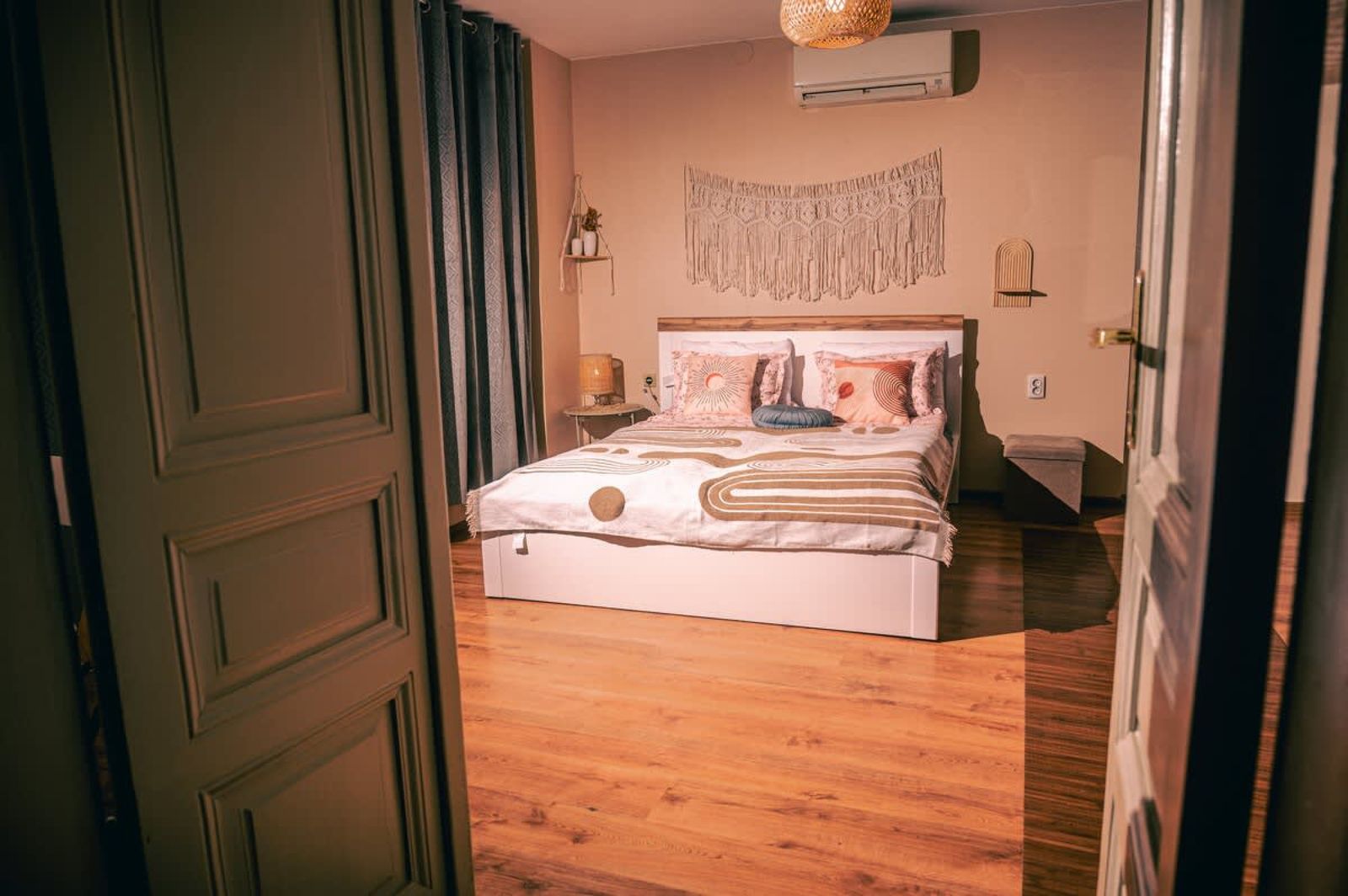 Dream Hill Nest 1BD Apartment in Plovdiv Center - Photo 15