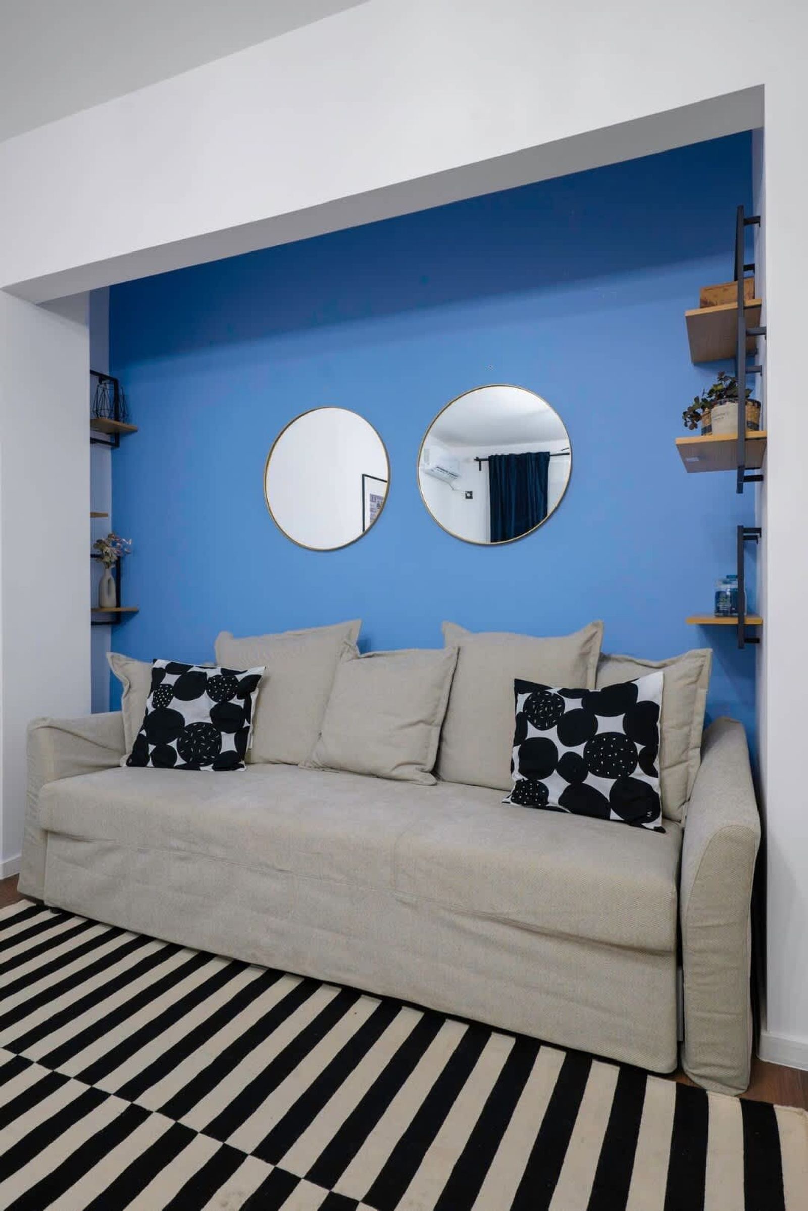 Your Home in Sofia - Cute and Central Apartment - Photo 8