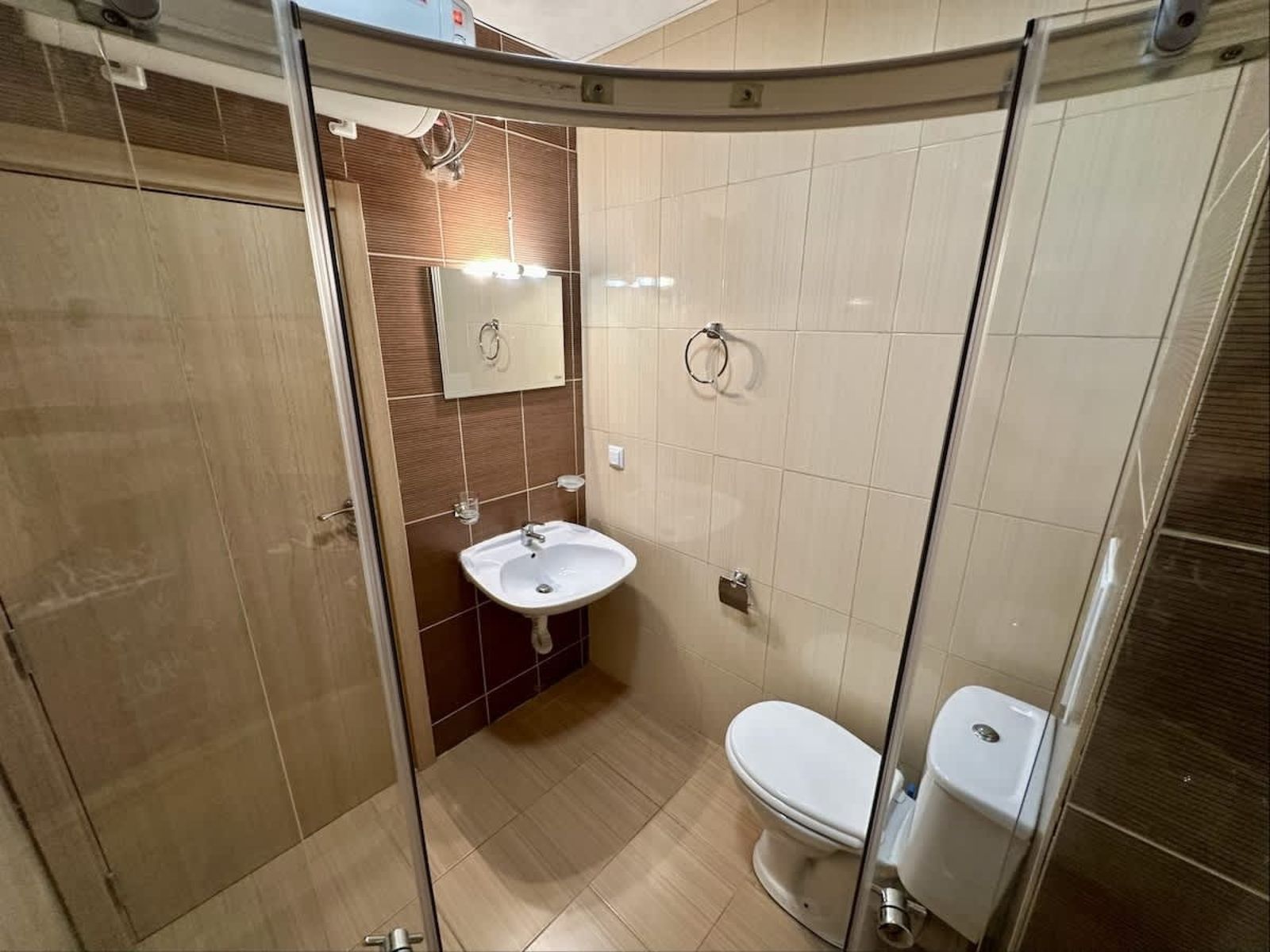 Cozy pool view studio  Sunny View Central - Photo 33