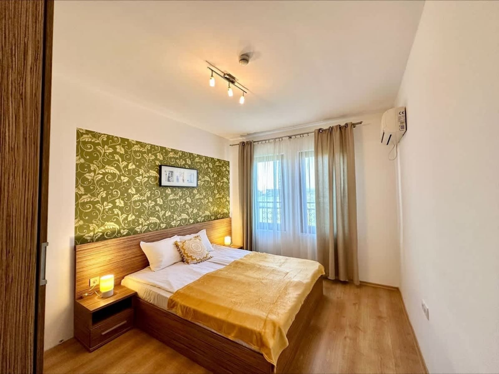 Cozy Aheloy  Marina Cape  Nice 2 bed sea view - Photo 33