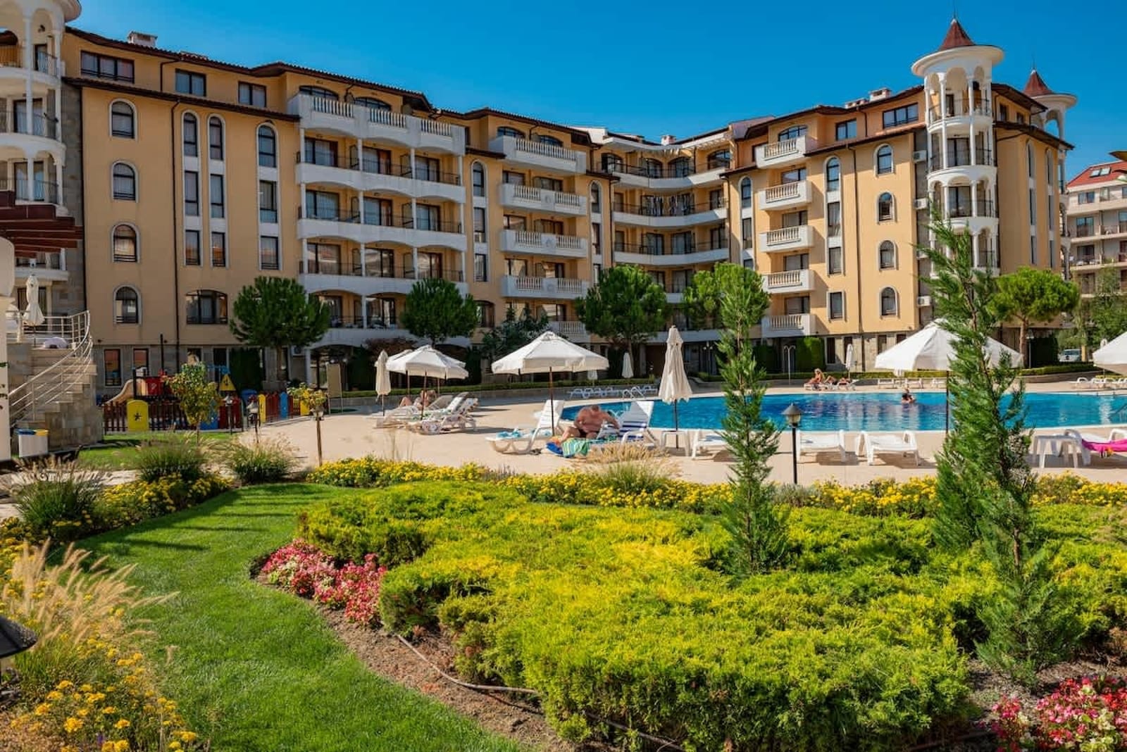 Cozy apartment with balcony in Royal Sun - Photo 16