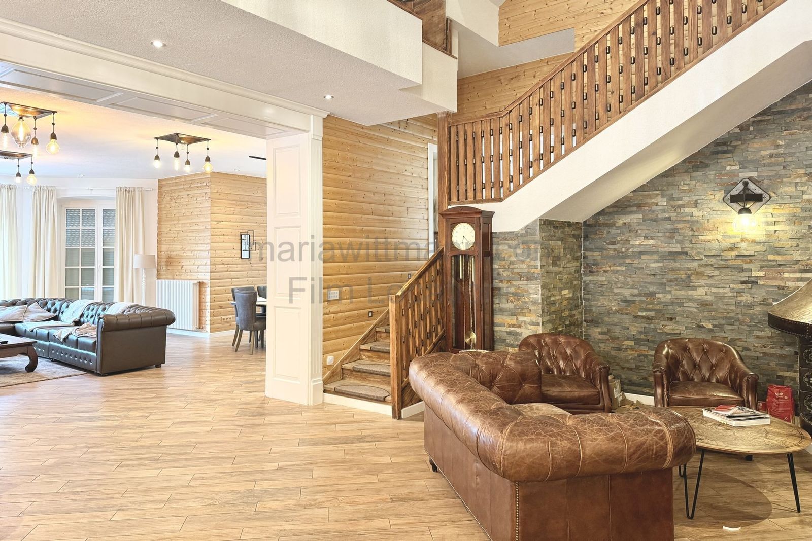 Location 265 - Photo 23