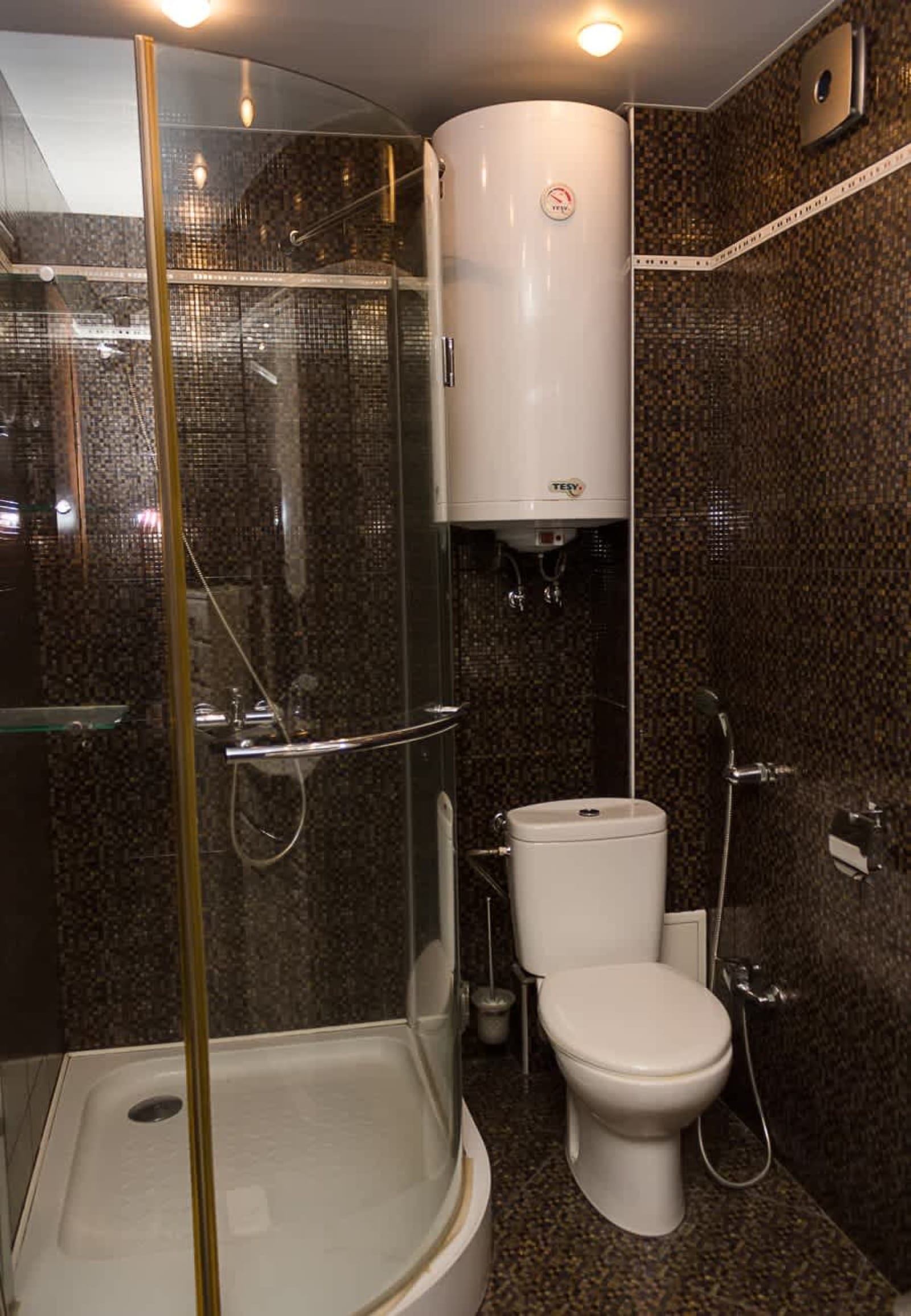 Varna Gem: 2BD Flat with Sunny Balcony - Photo 30