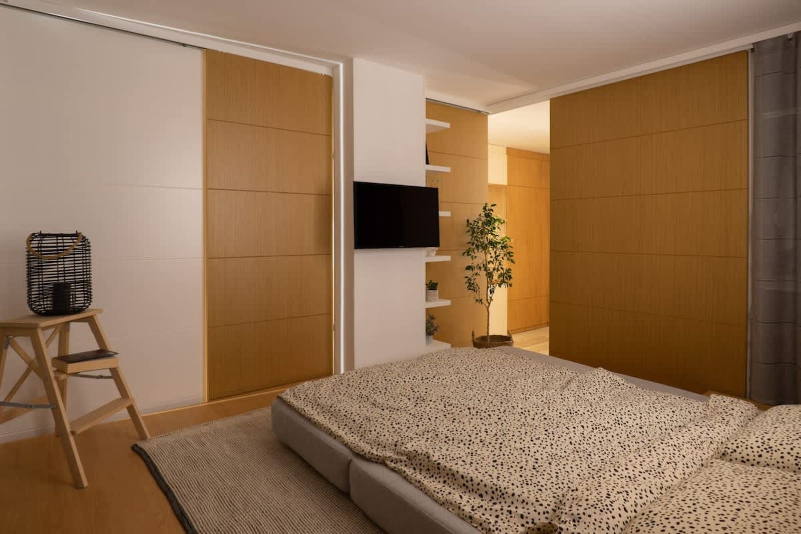 Smartly Designed Flat with Balcony &amp; Parking - Photo 24