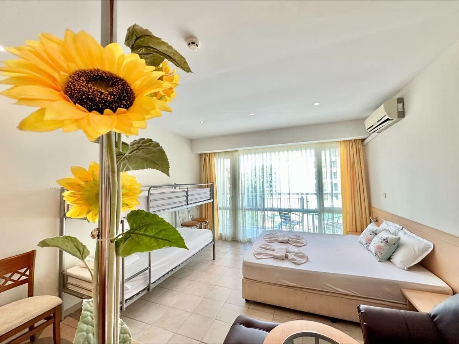 Miramar Palace Family Studio - Photo 3