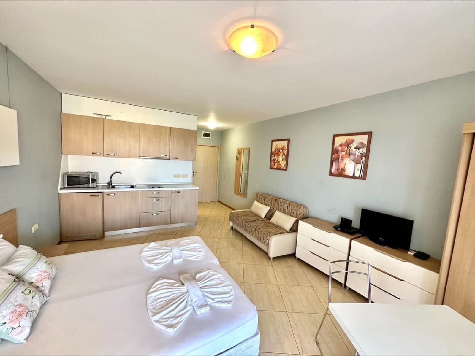 Comfortable studio for 4 guests in Aheloy Palace - Photo 25