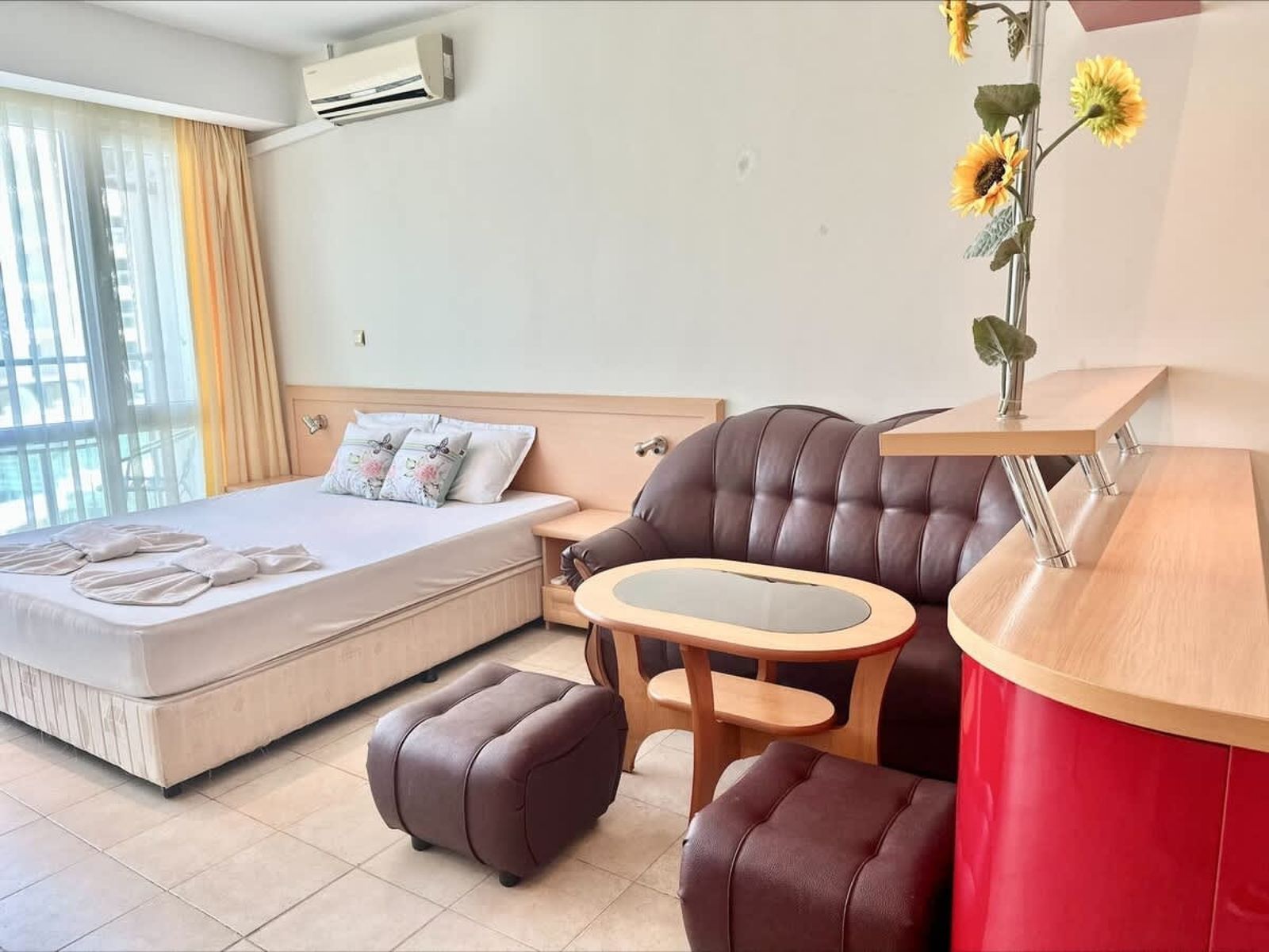 Miramar Palace Family Studio - Photo 36