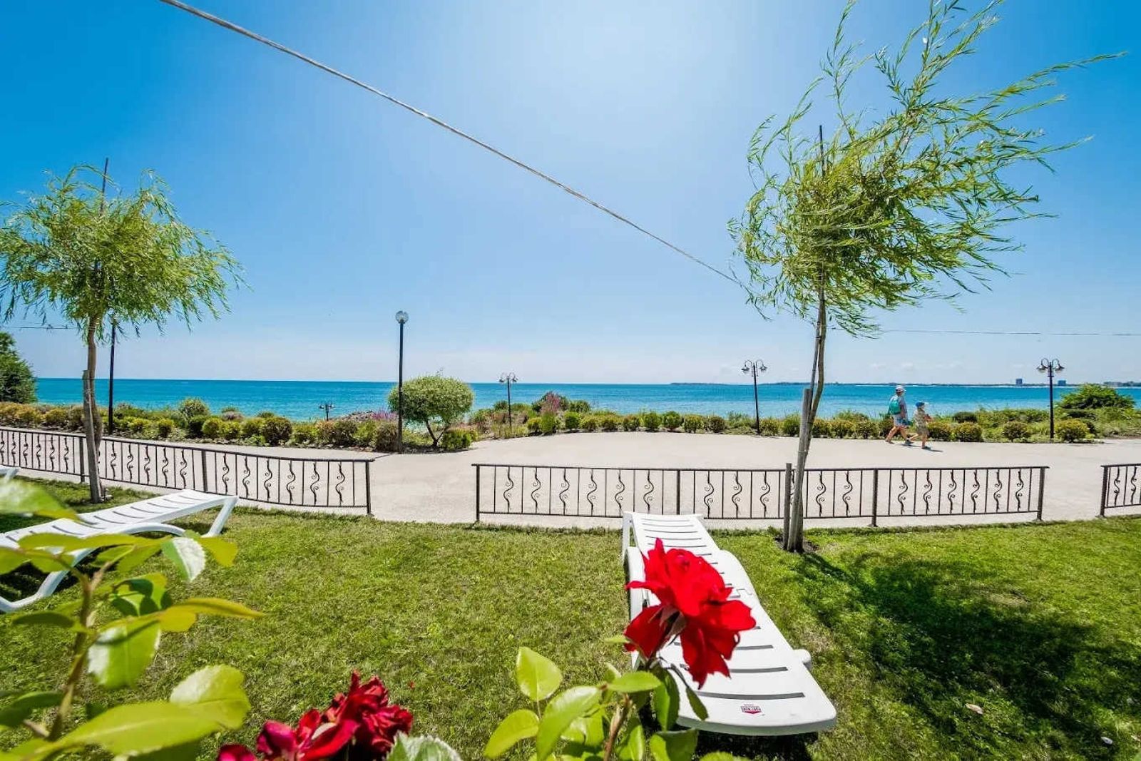 Beachfront 1BR in Sveti Vlas Prestige Fort Beach Aparthotel - Photo 41