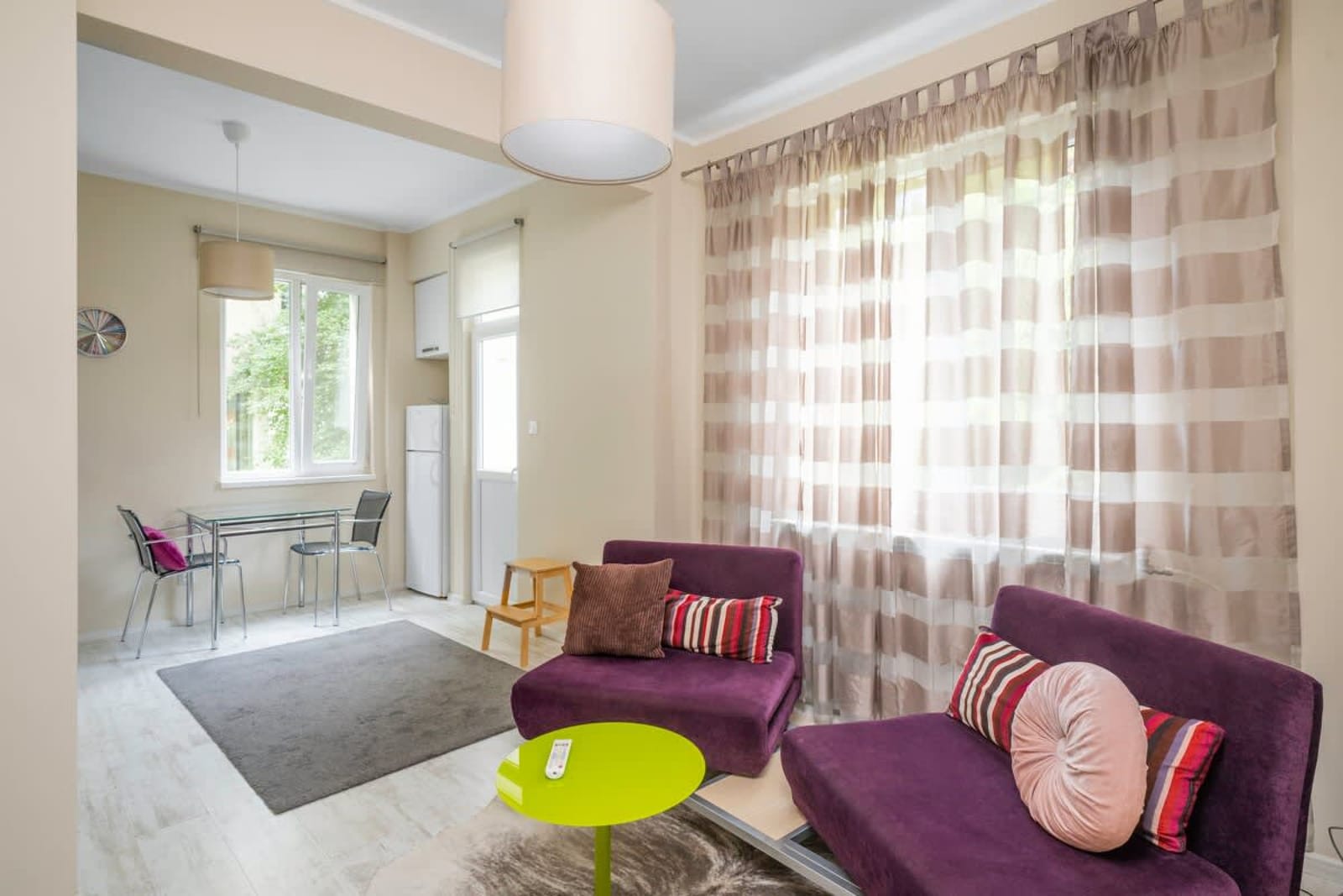 Cozy Nest near Eagle's Bridge with Workspace - Photo 6