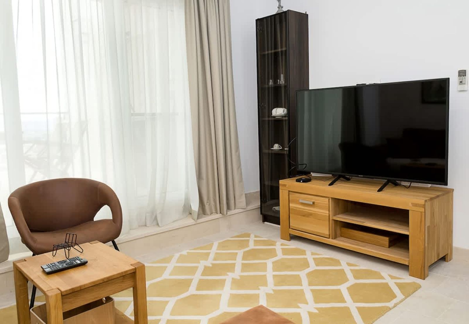 Stylish Flat with Balcony &amp; City Views–Briz, Varna - Photo 10