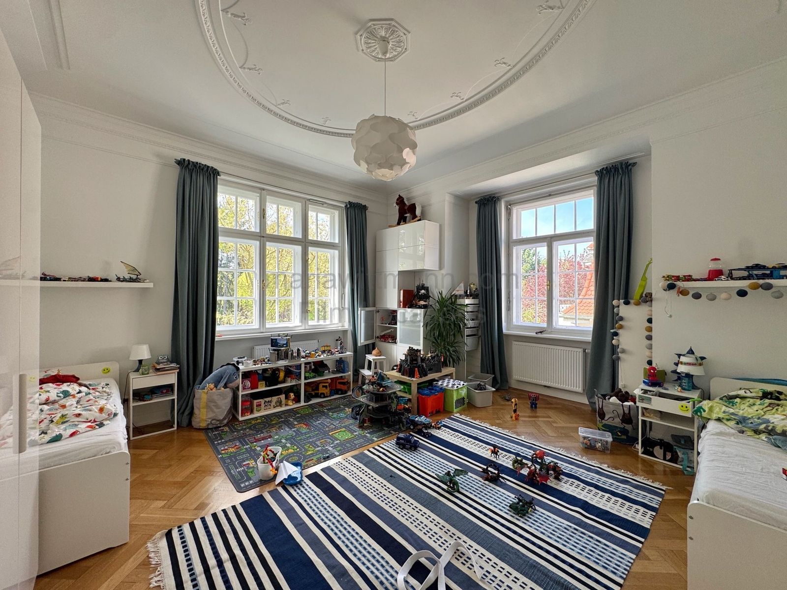 Location 490 - Photo 11