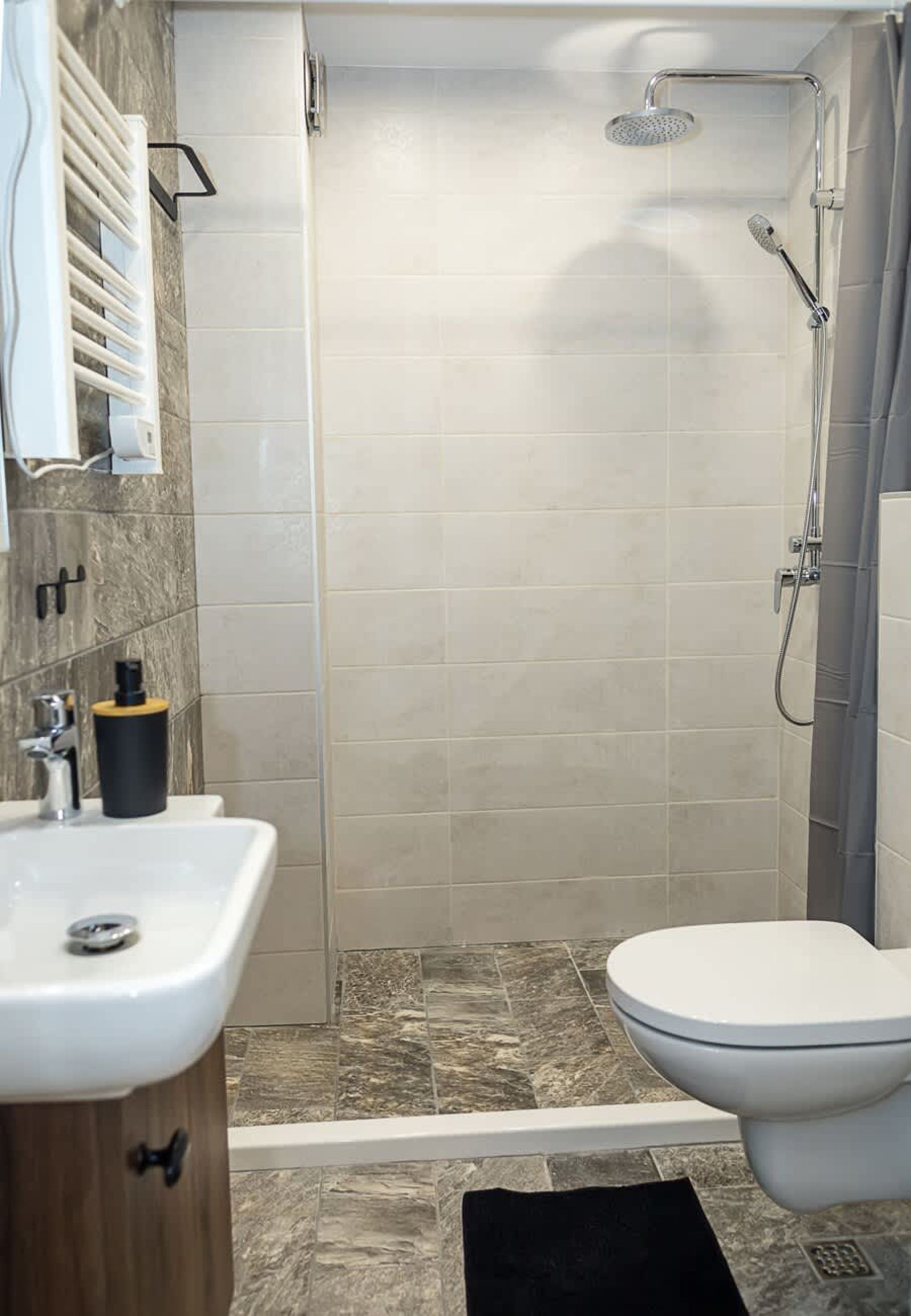 Private Villa with 5BD, Pool &amp; Stunning Sea Views - Photo 12