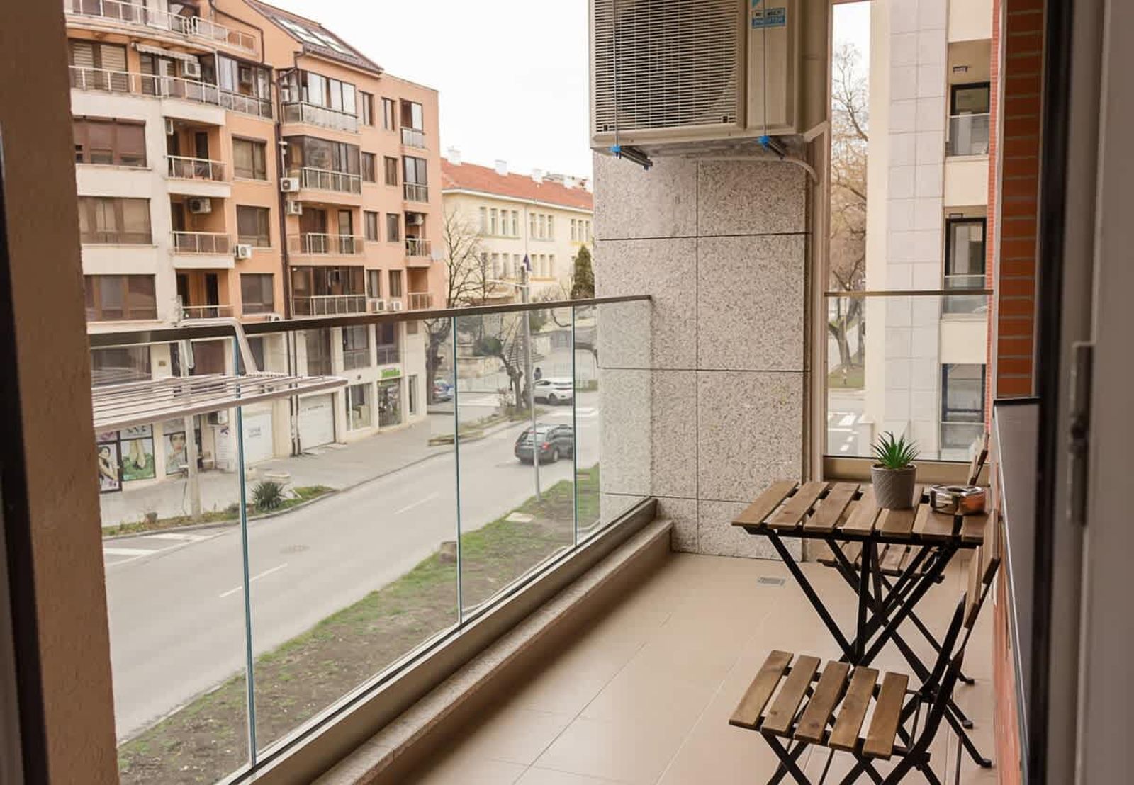 Modern Seaside Retreat 1BD Apartments - Photo 6