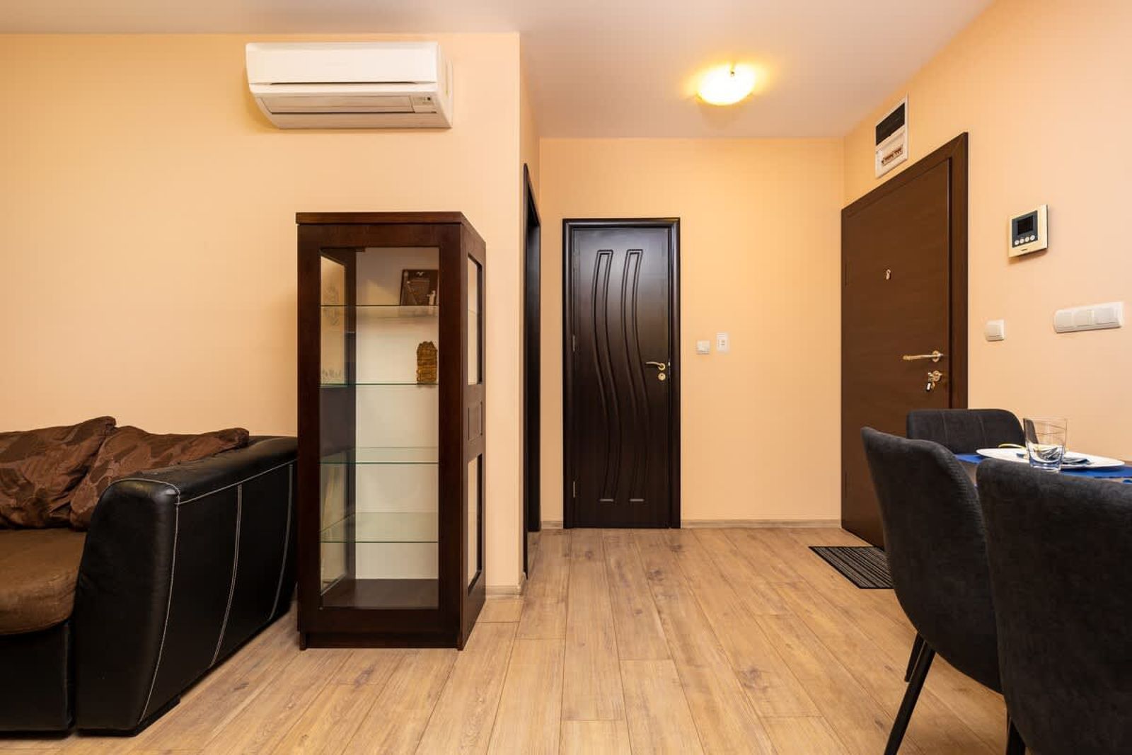 South Plovdiv - 2BD Flat with Balcony - Photo 15