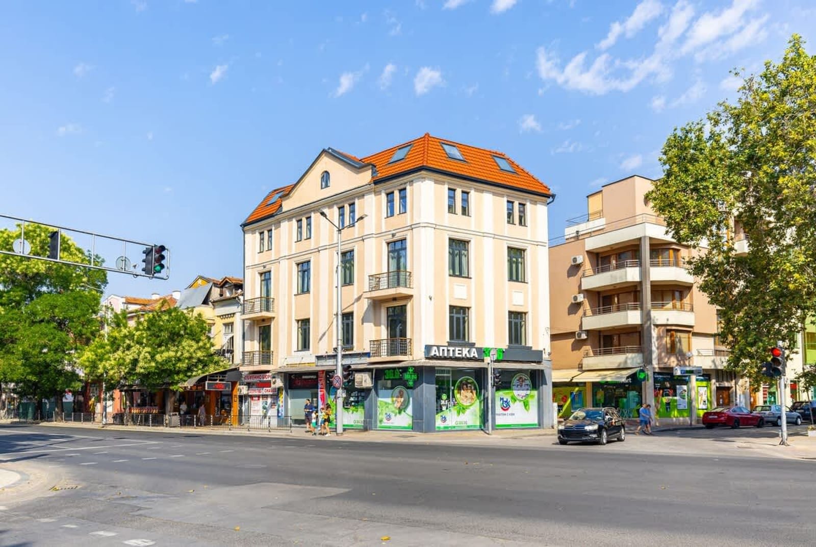 Central Apartments with Garden view - Apt No. 8 - Photo 7
